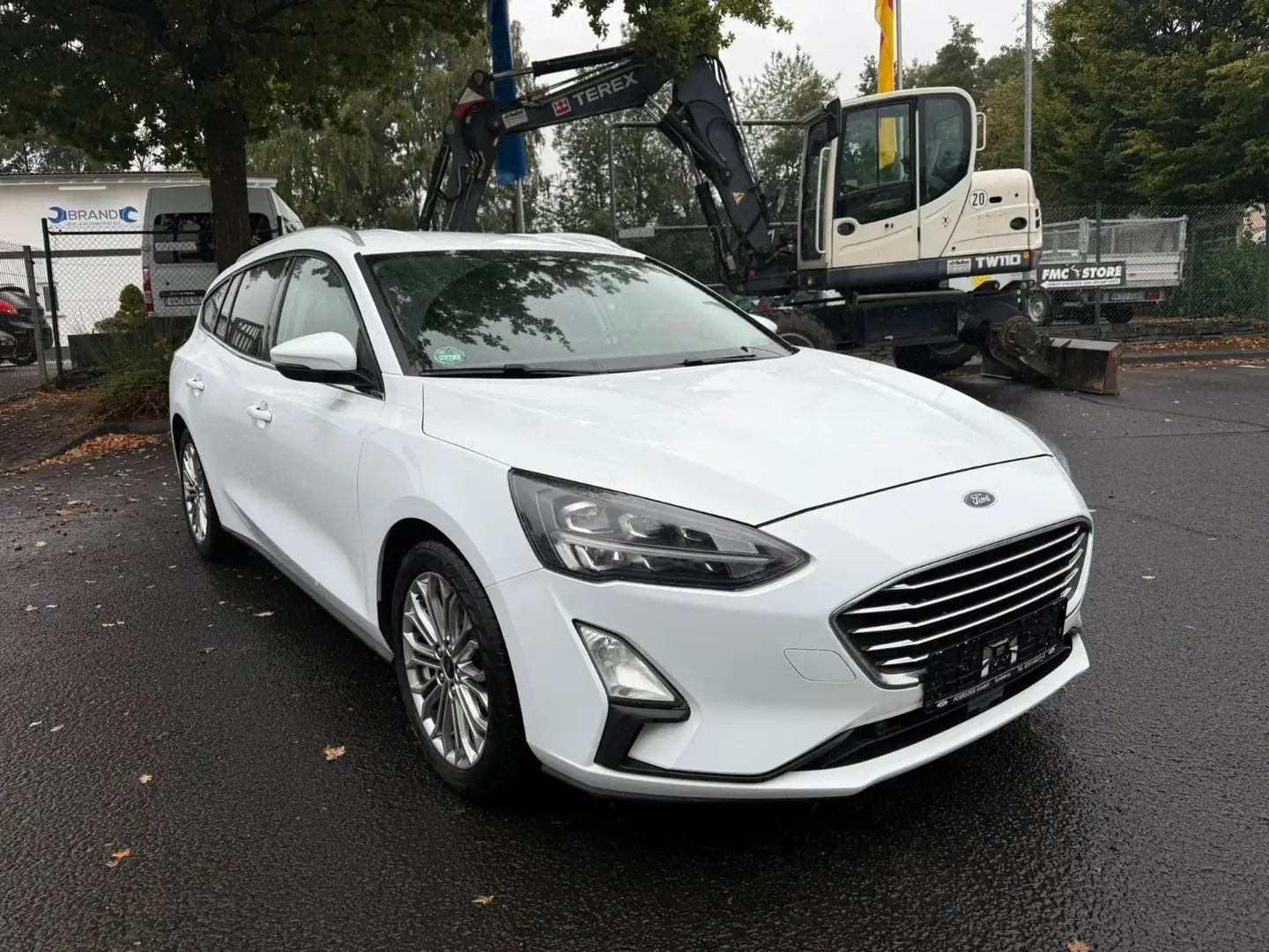 Ford Focus Turnier ST-Line*1Hand*Service*Tüv02/27* Weiß - 1