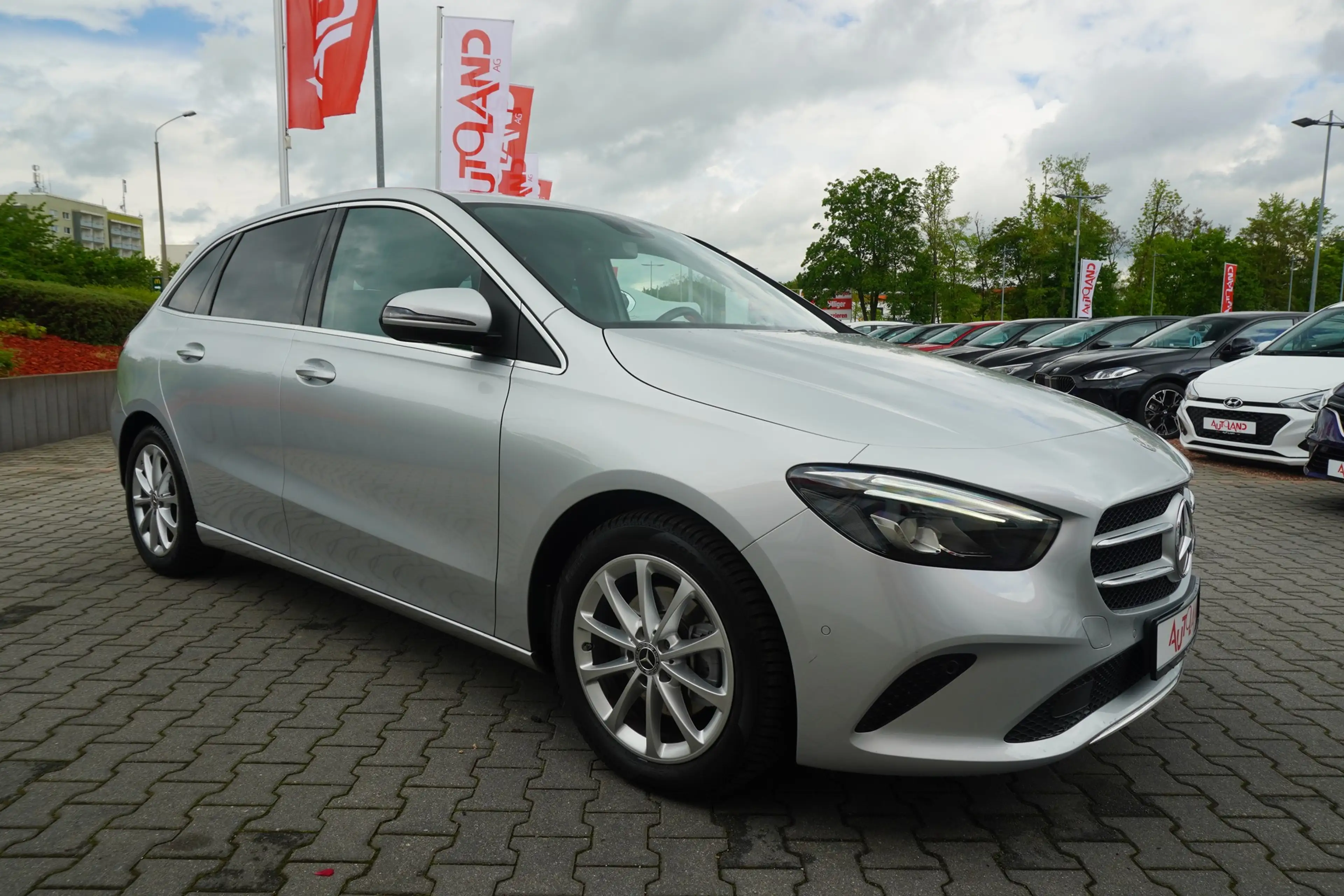 Mercedes-Benz B 200 B200 Progressive LED Navi Sitzheizung — photo 8