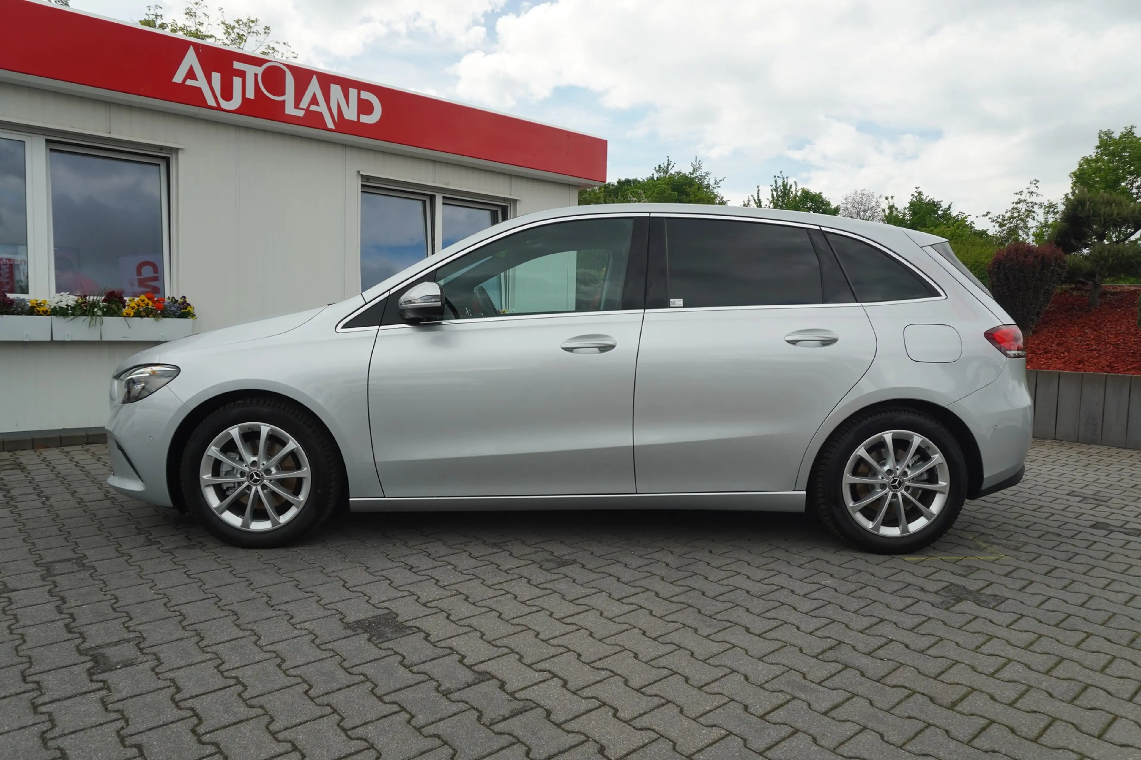 Mercedes-Benz B 200 B200 Progressive LED Navi Sitzheizung — photo 3