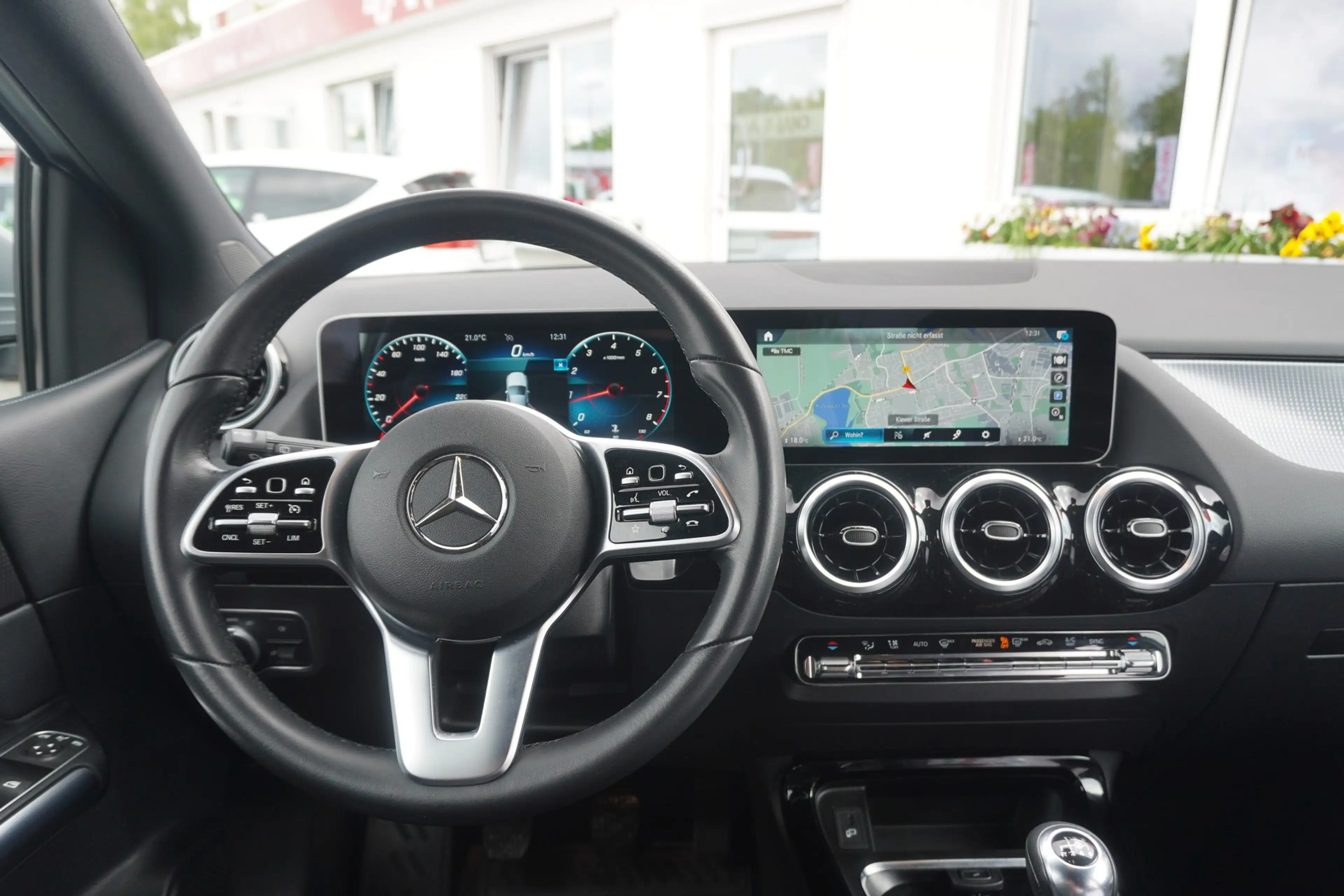 Mercedes-Benz B 200 B200 Progressive LED Navi Sitzheizung — photo 13