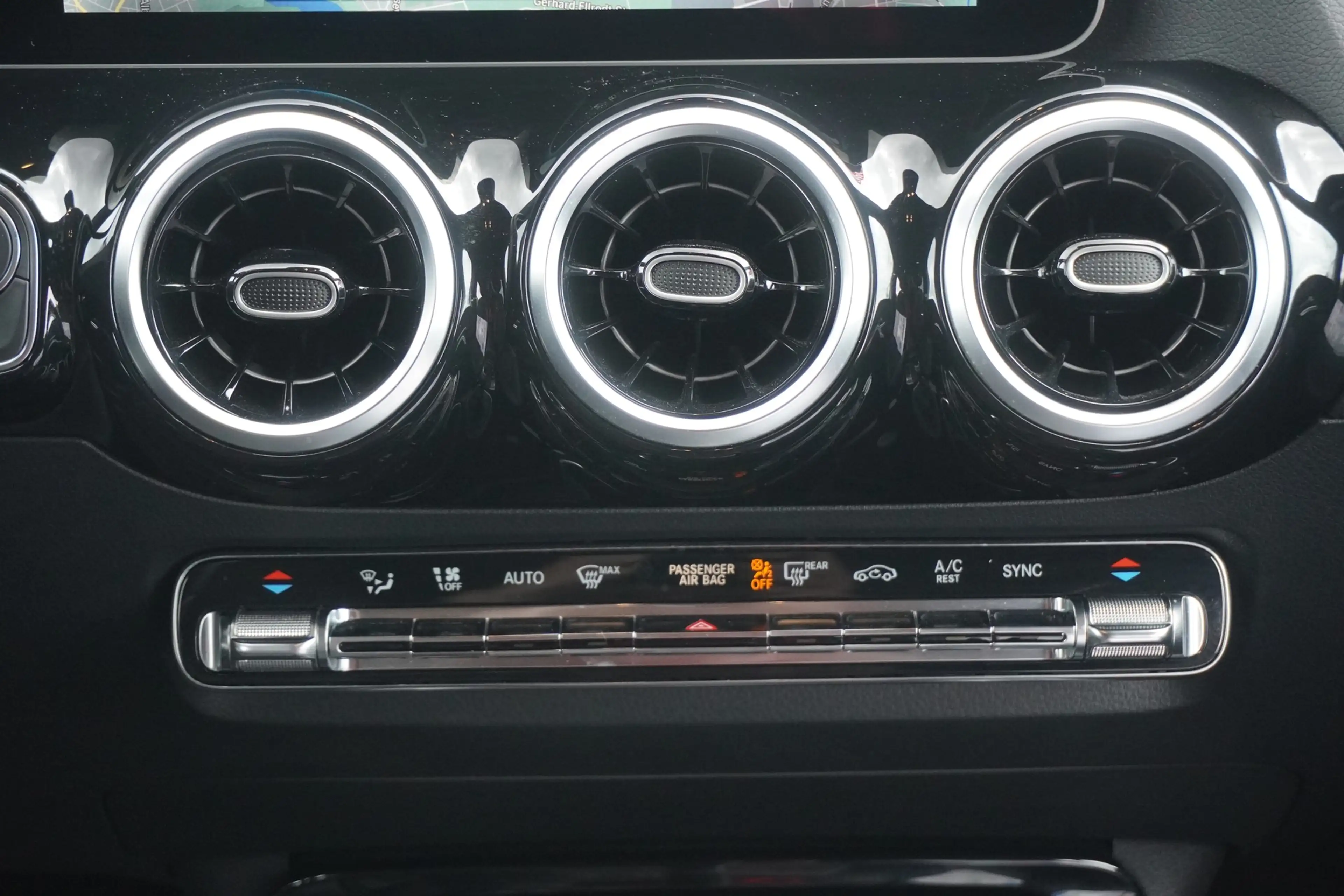 Mercedes-Benz B 200 B200 Progressive LED Navi Sitzheizung — photo 17