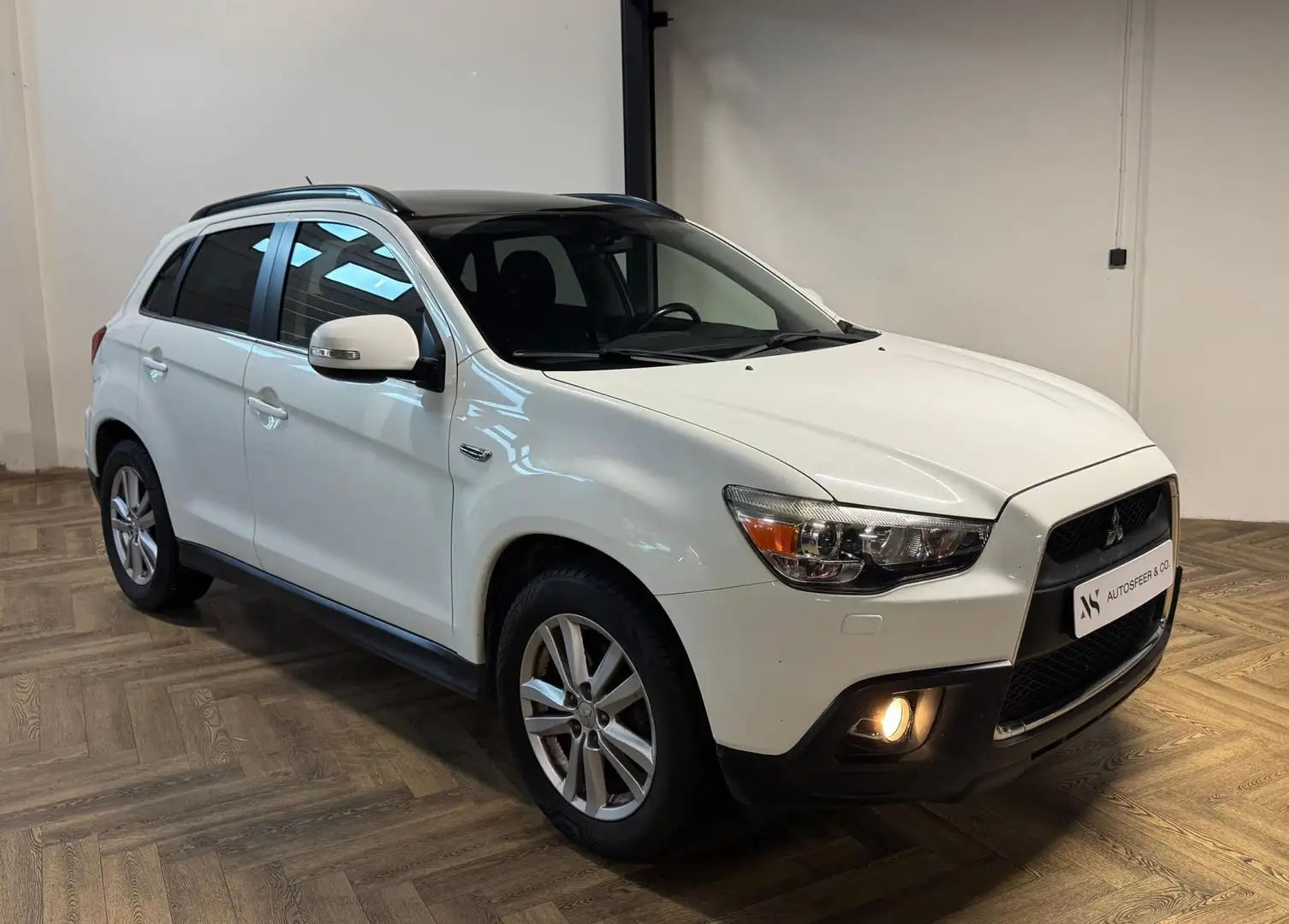 Mitsubishi ASX 1.6 Intense ClearTec PANO TREKHAAK Weiß - 2
