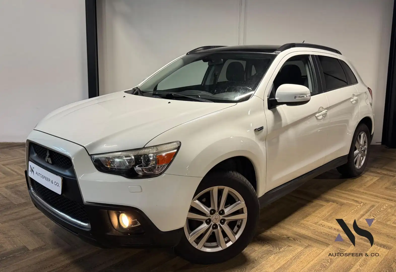 Mitsubishi ASX 1.6 Intense ClearTec PANO TREKHAAK Weiß - 1