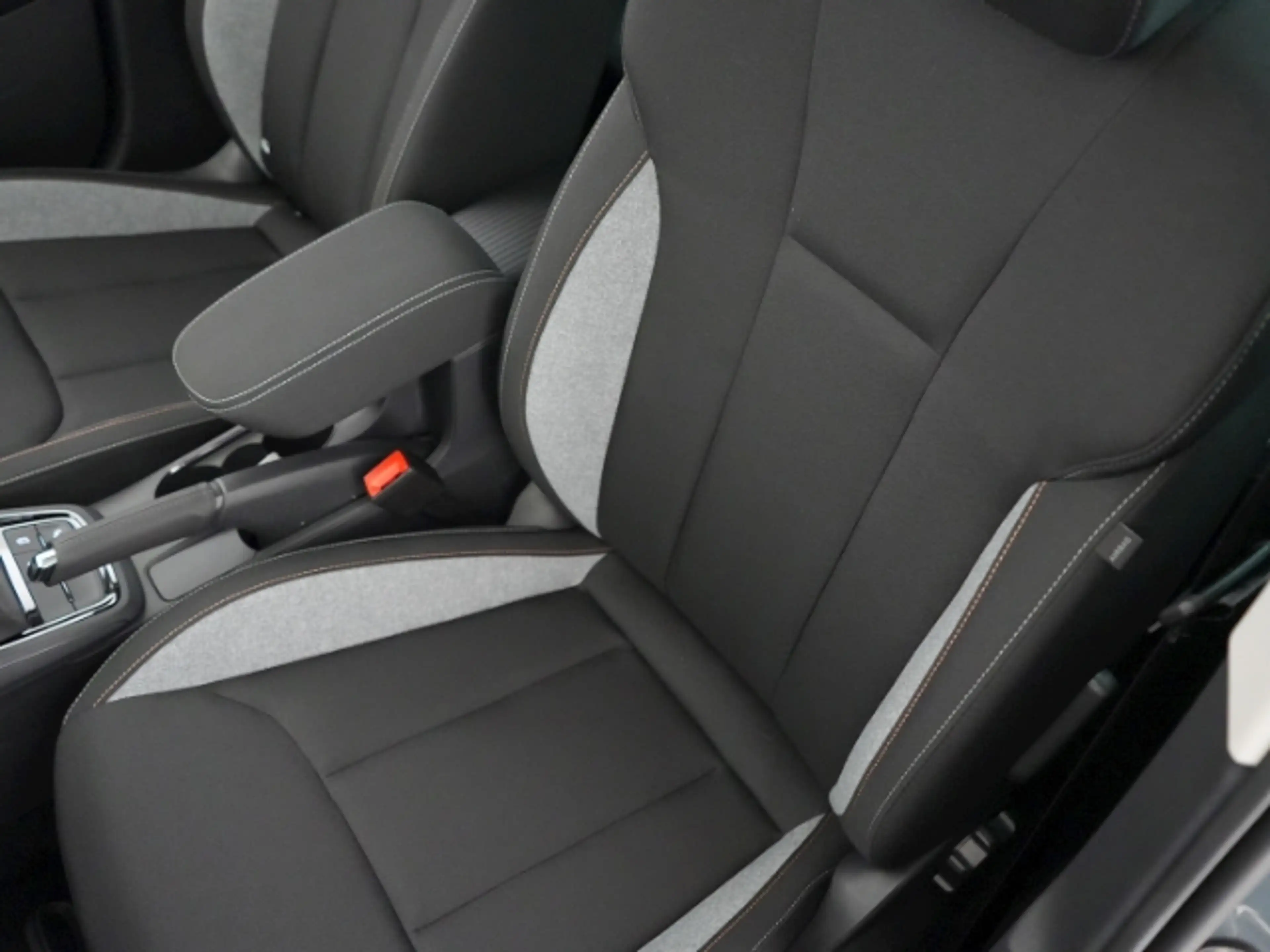 Skoda Kamiq SELECTION TSI DSG+BLUETOOTH+KLIMA+LED-SCHEINWERFER — photo 12
