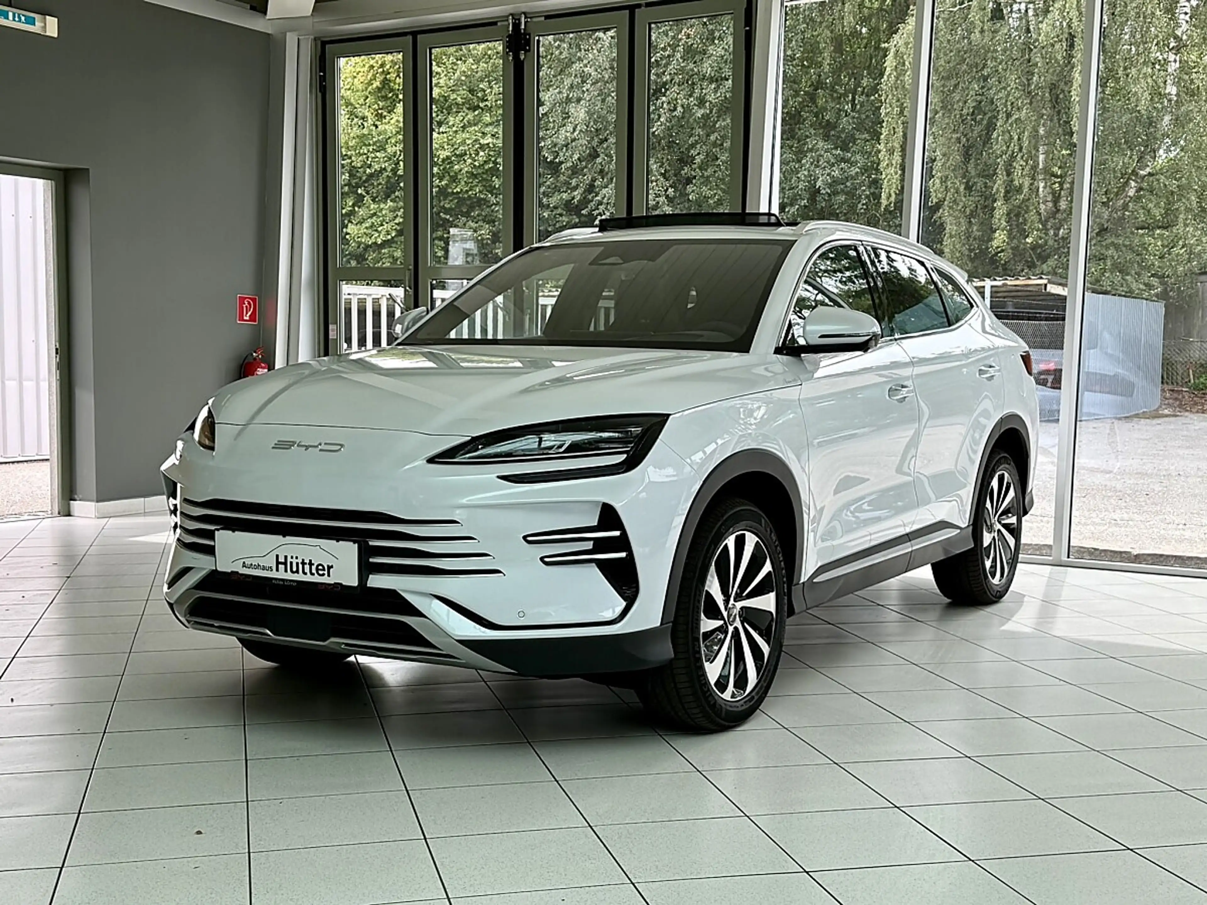 BYD Seal U DM-i PHEV 18,3kWh AWD Design Österreich Paket