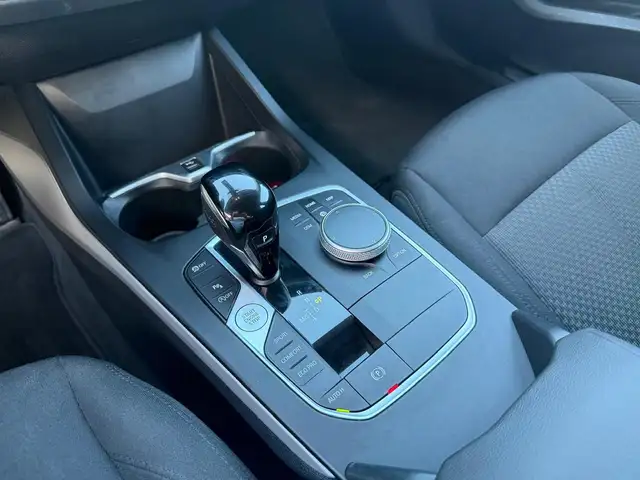 BMW 1 Series view 10