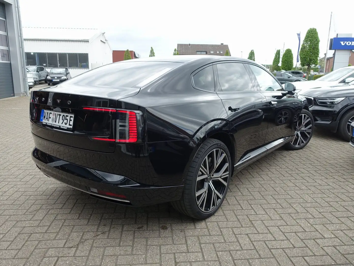 Volvo ES90 Ultra/B&W/Pano/FourC Schwarz - 2