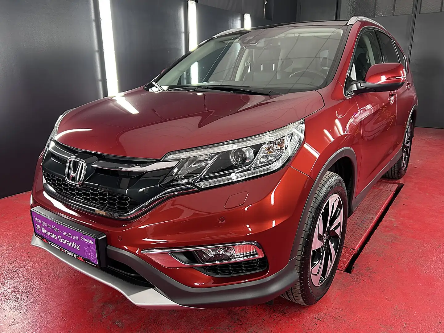 Honda CR-V 1,6i-DTEC Executive NUR 91.000km *1.Besitz *4WD... Rot - 2