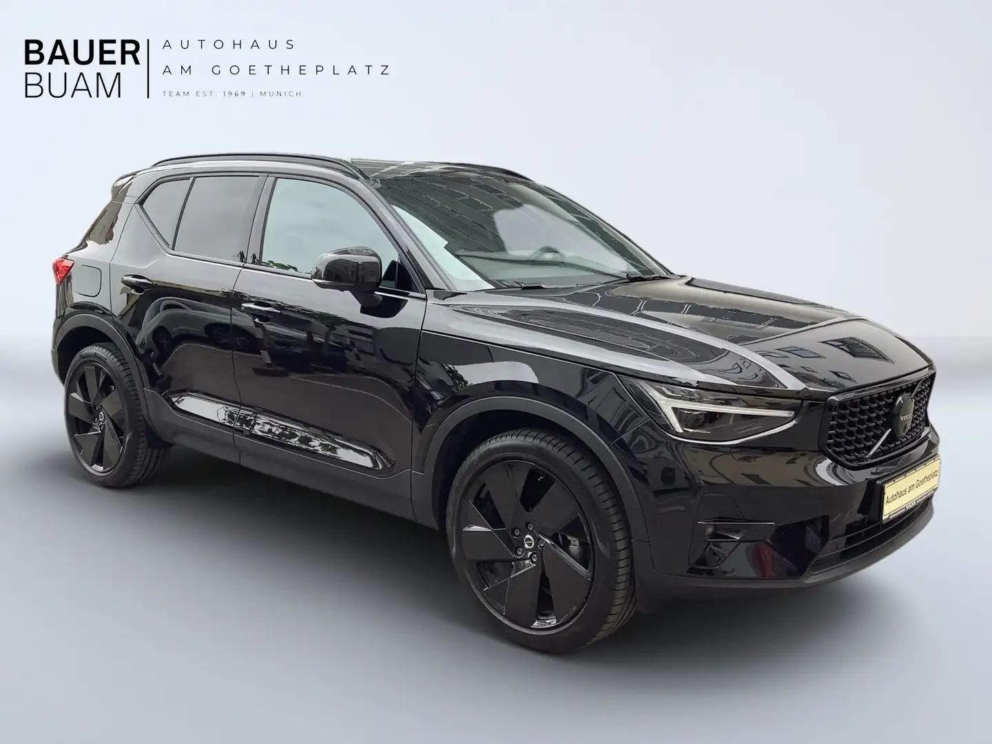 Volvo XC40 Ultra Black Edition 2WD Negro - 2
