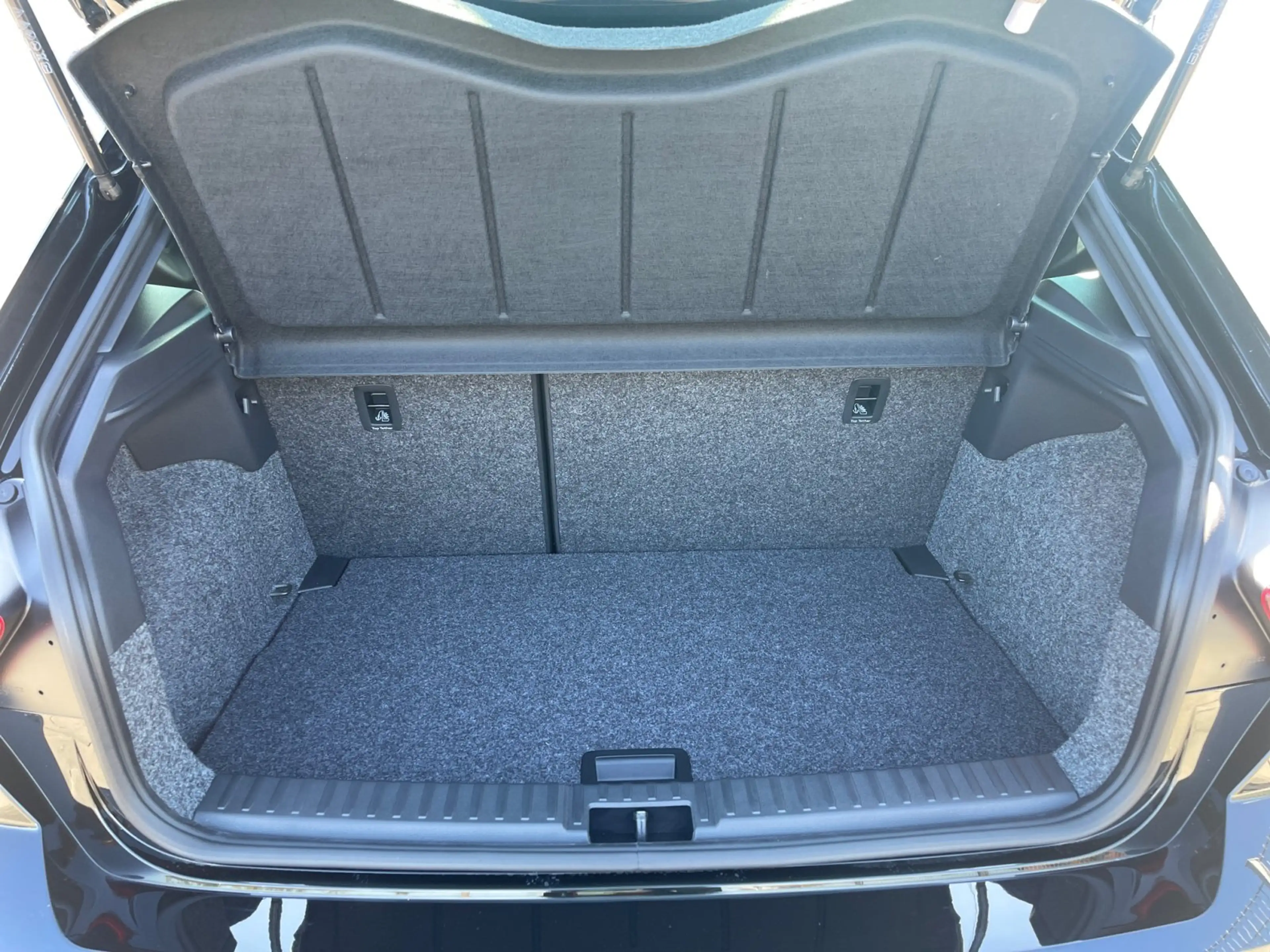 SEAT Arona Ibiza FR TSI DSG|NEUESMODELL!|ACC|VOll-LED|SHZ| — photo 7