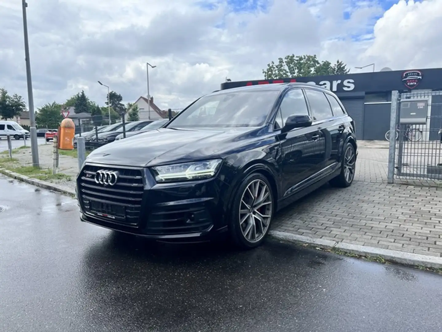 Audi SQ7 4.0 TDI*MATRIX*PANO*HUD*360*ACC*7.SITZE Schwarz - 2