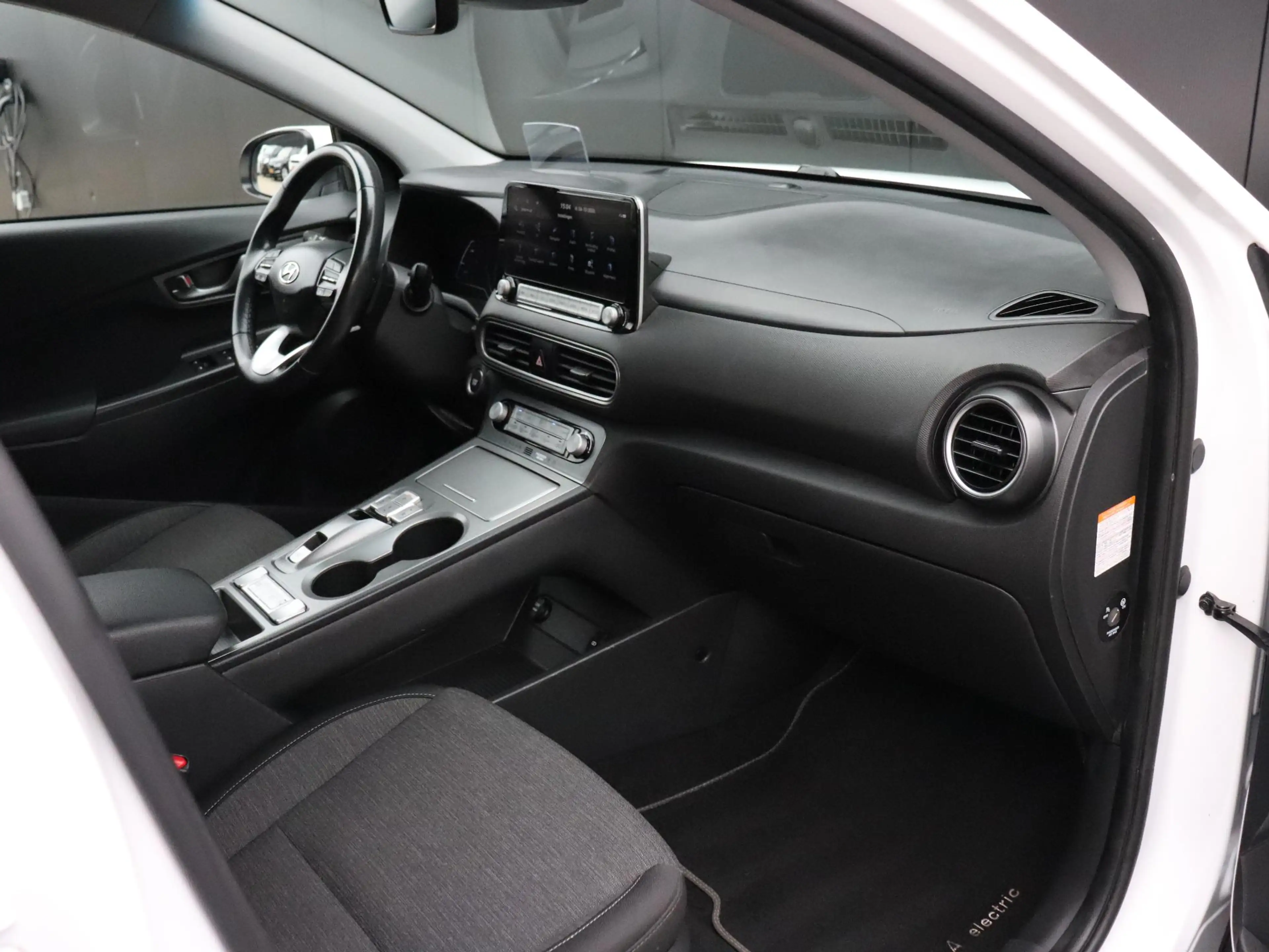 Hyundai KONA EV Fashion 64 kWh 3 FASE | FACE-LIFT | CAMERA | HE — photo 19