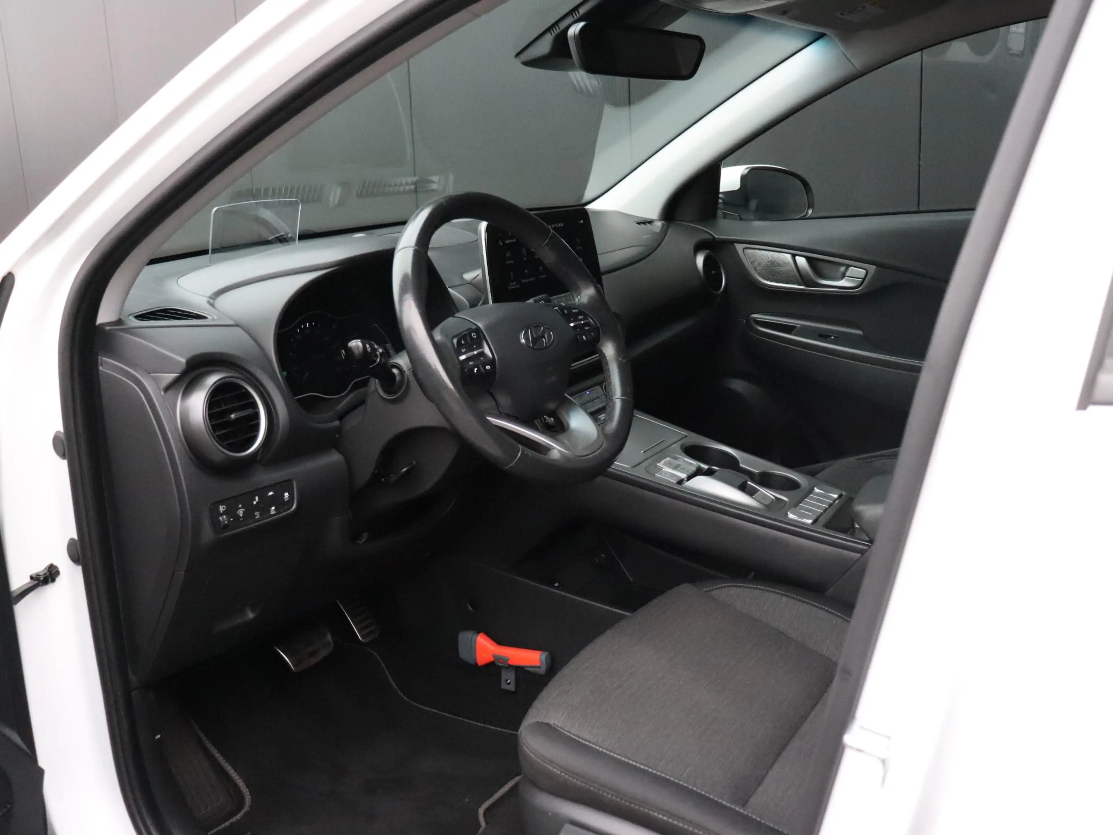 Hyundai KONA EV Fashion 64 kWh 3 FASE | FACE-LIFT | CAMERA | HE — photo 10