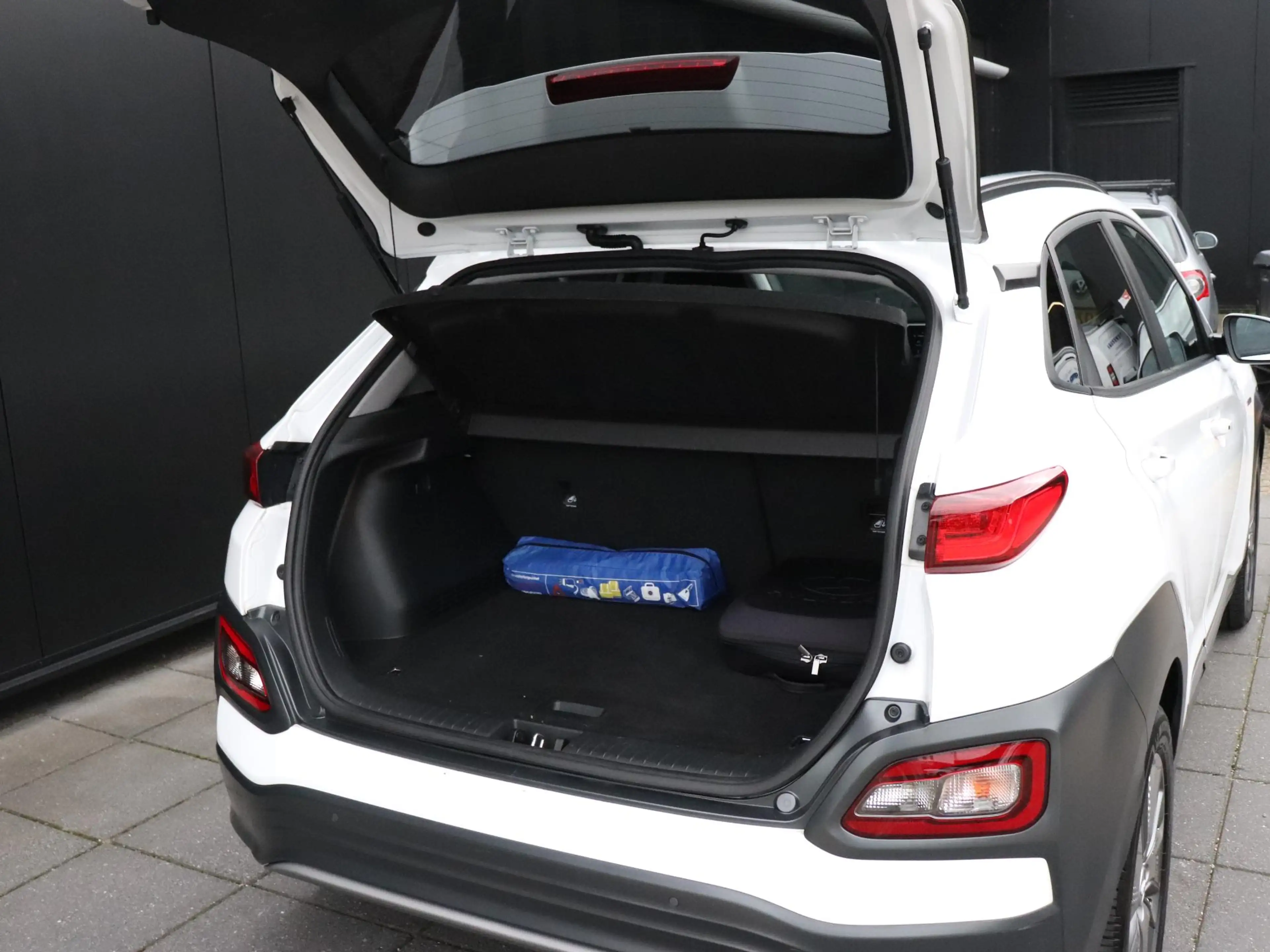 Hyundai KONA EV Fashion 64 kWh 3 FASE | FACE-LIFT | CAMERA | HE — photo 13