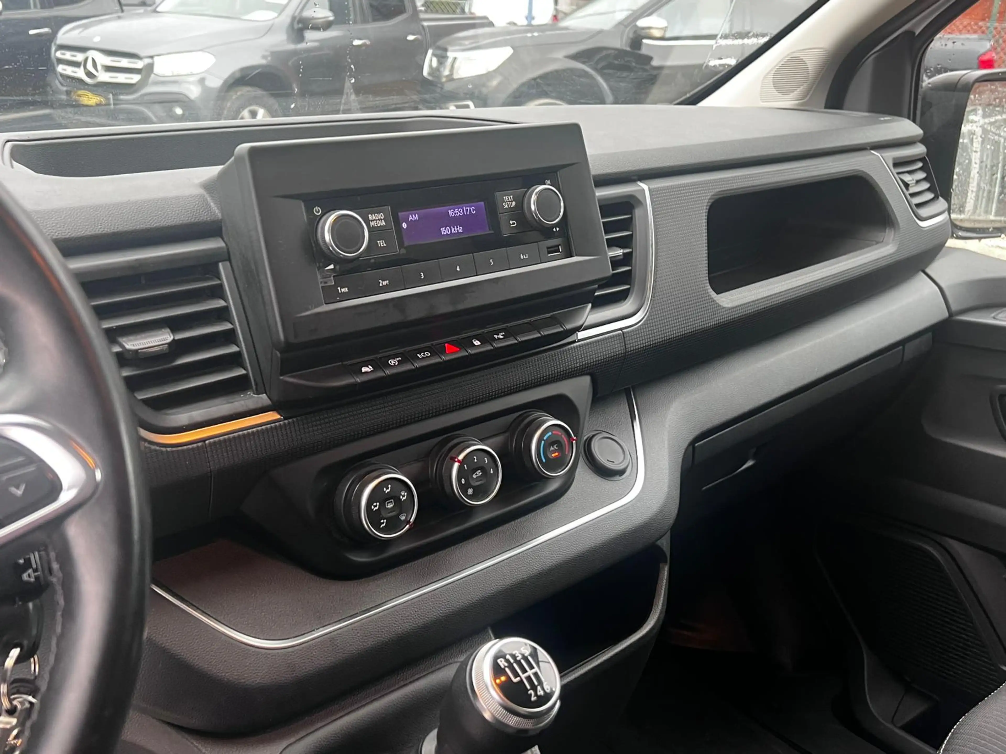 Nissan Primastar 2.0 dCi 130cv L1H1 3PLACES TVA-BTW RECUP GALERIE — photo 12