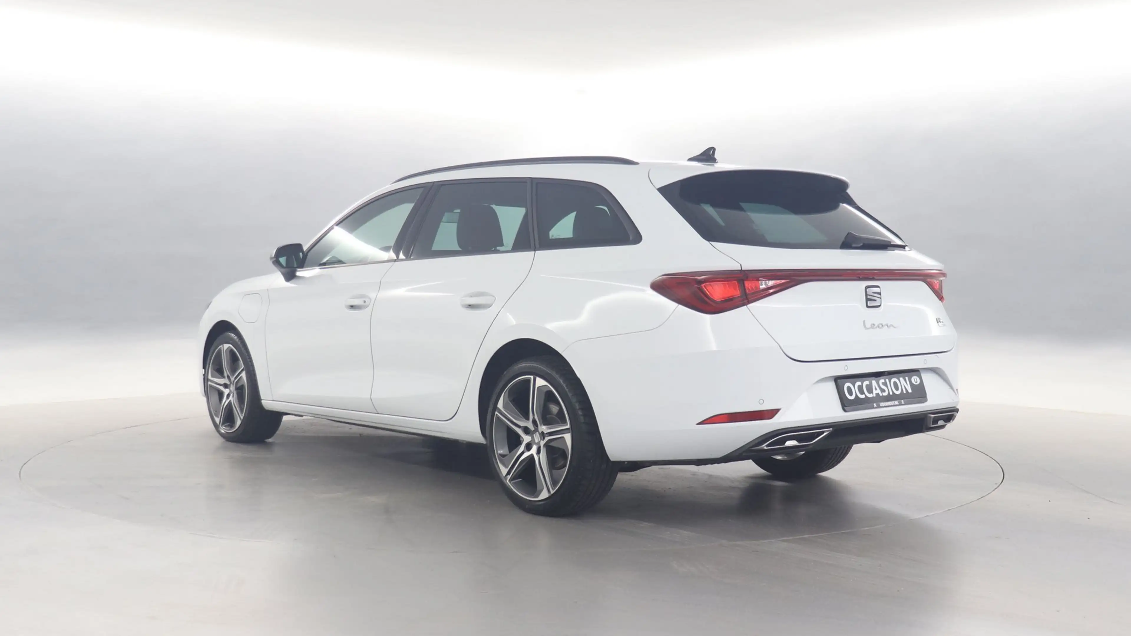SEAT Leon e-Hybrid Sportstourer 1.5 TSI 204pk FR Business DSG / Navig — photo 4