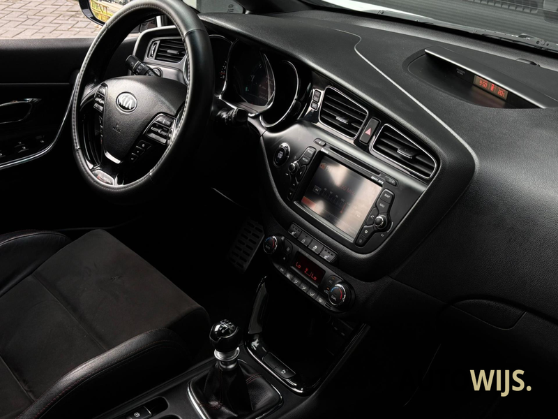Kia Ceed / cee'd 1.6 GT|204PK|Xenon|Pano|Camera|Stuurverw — photo 21