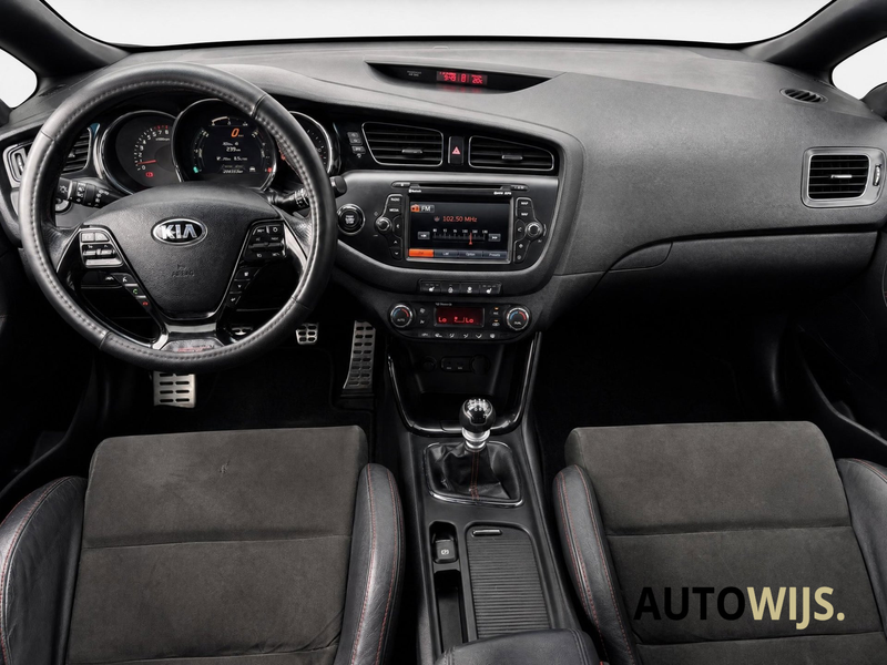 Kia Ceed / cee'd 1.6 GT|204PK|Xenon|Pano|Camera|Stuurverw — photo 13