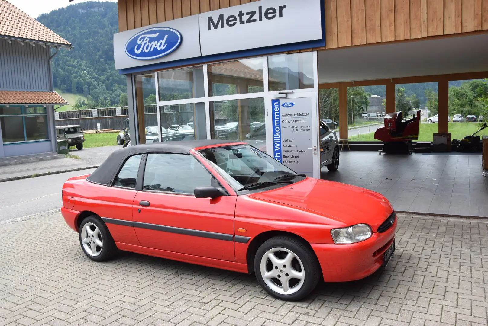 Ford Escort **Cabrio**Vermittlungsverkauf** Rouge - 1