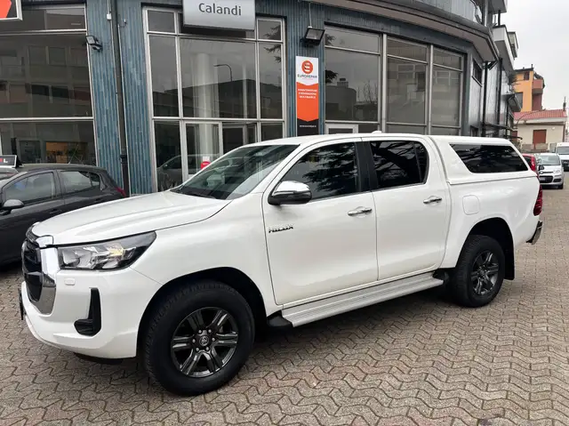 Toyota Hilux 2.4 d-4d Double Cab Lounge 4wd AUTOCARRO
