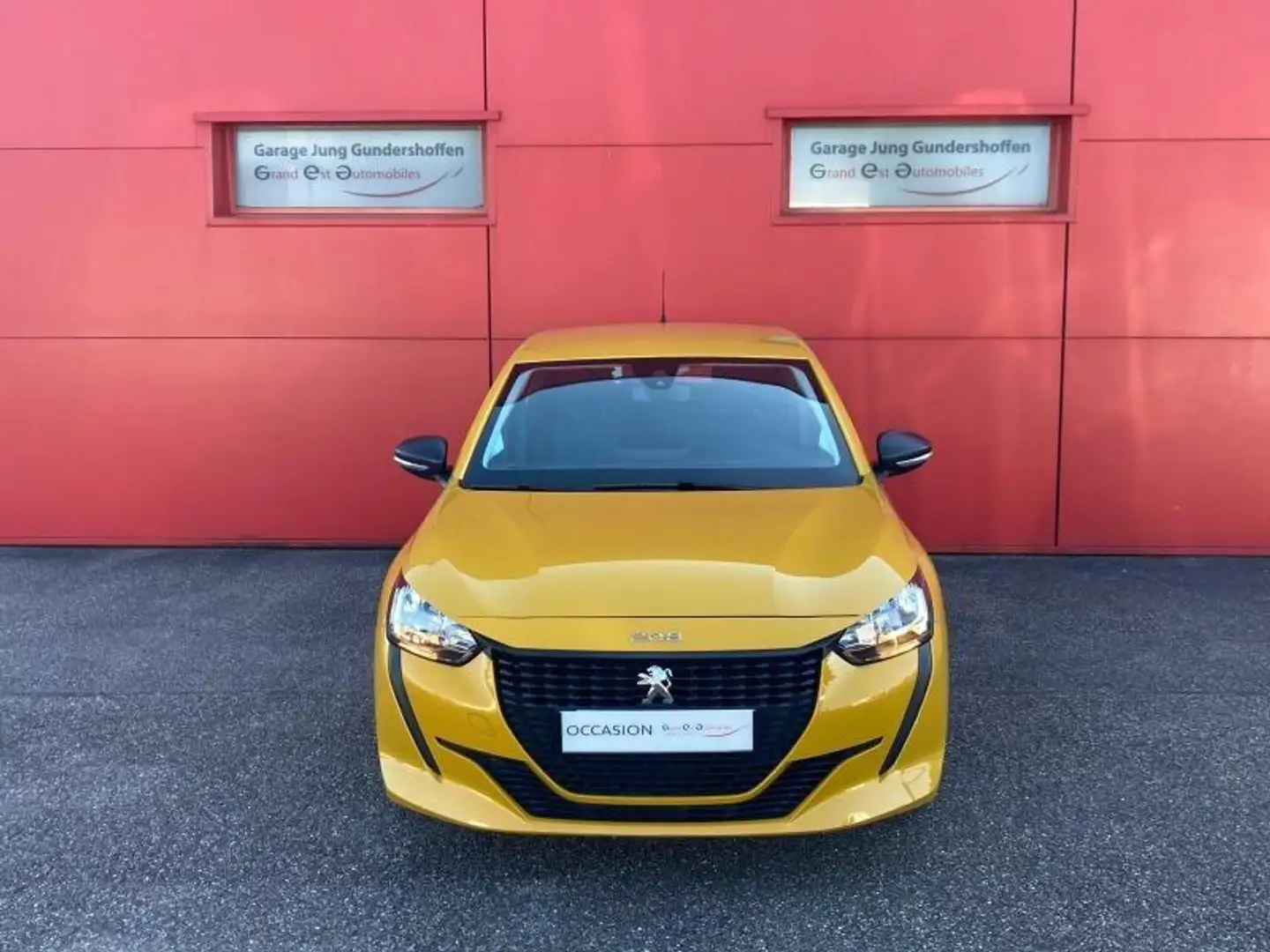 Peugeot 208 1.2 Essence 75ch S\u0026S Like / ELIGIBLE LOA Jaune - 2