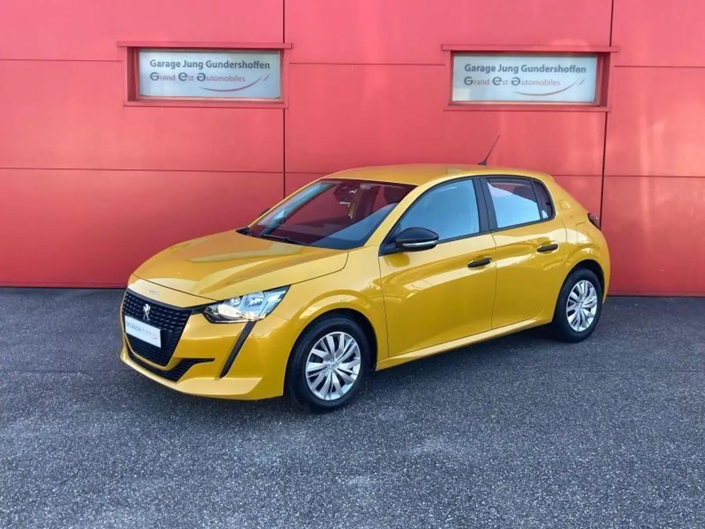Peugeot 208 1.2 PureTech 75ch S\u0026S Like Jaune - 1