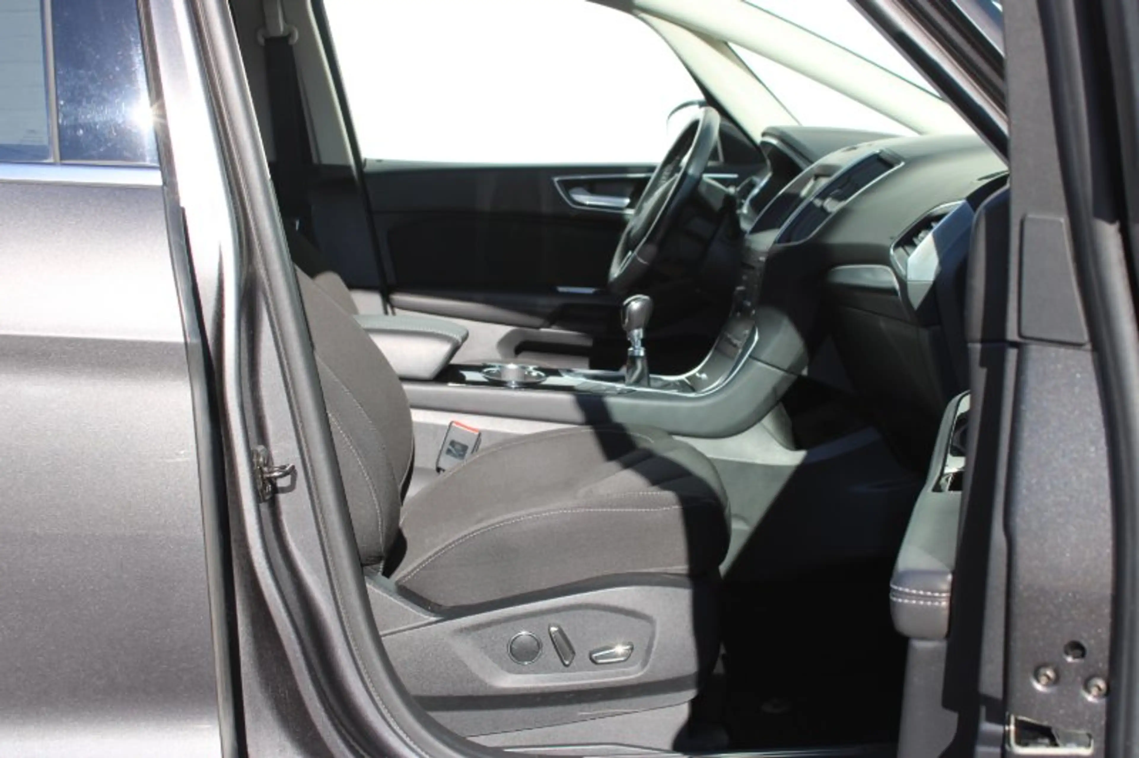 Ford S-Max S-Max 1.5i Airco/Navi/Cruise inclusief 3 JAAR garantie — photo 3
