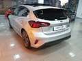 Ford Focus BERLINA ST-LINE X 1.0 EcoBoost MHEV 92KW (125CV) S Silber - thumbnail 8