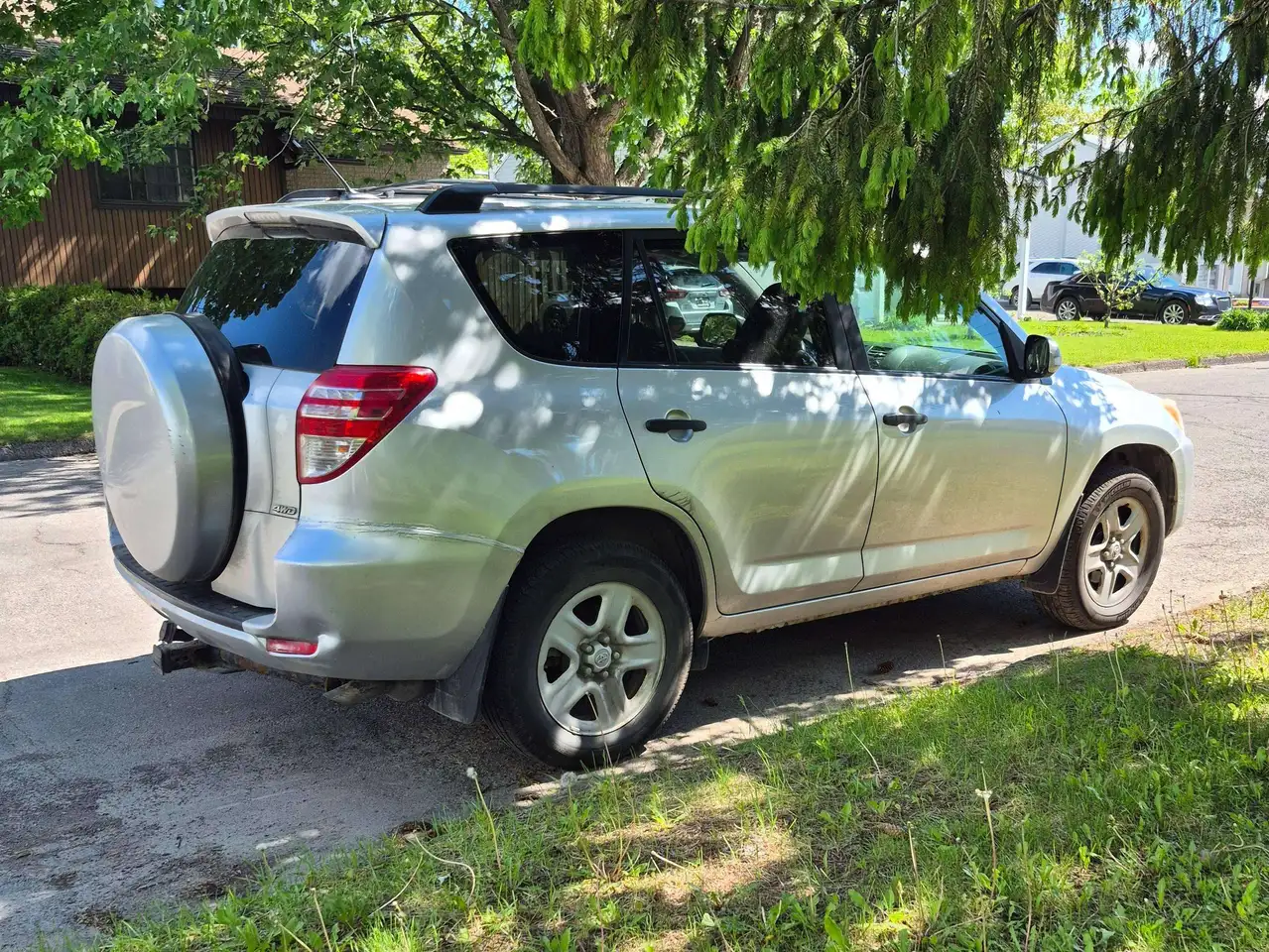 Toyota RAV 4 снимка Toyota RAV 4