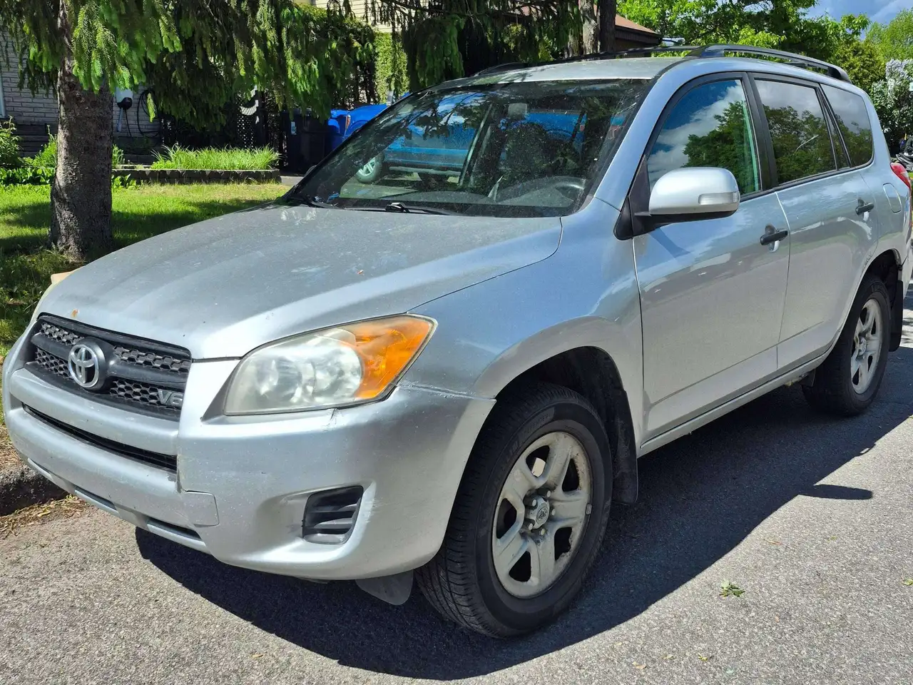 Toyota RAV 4 снимка Toyota RAV 4