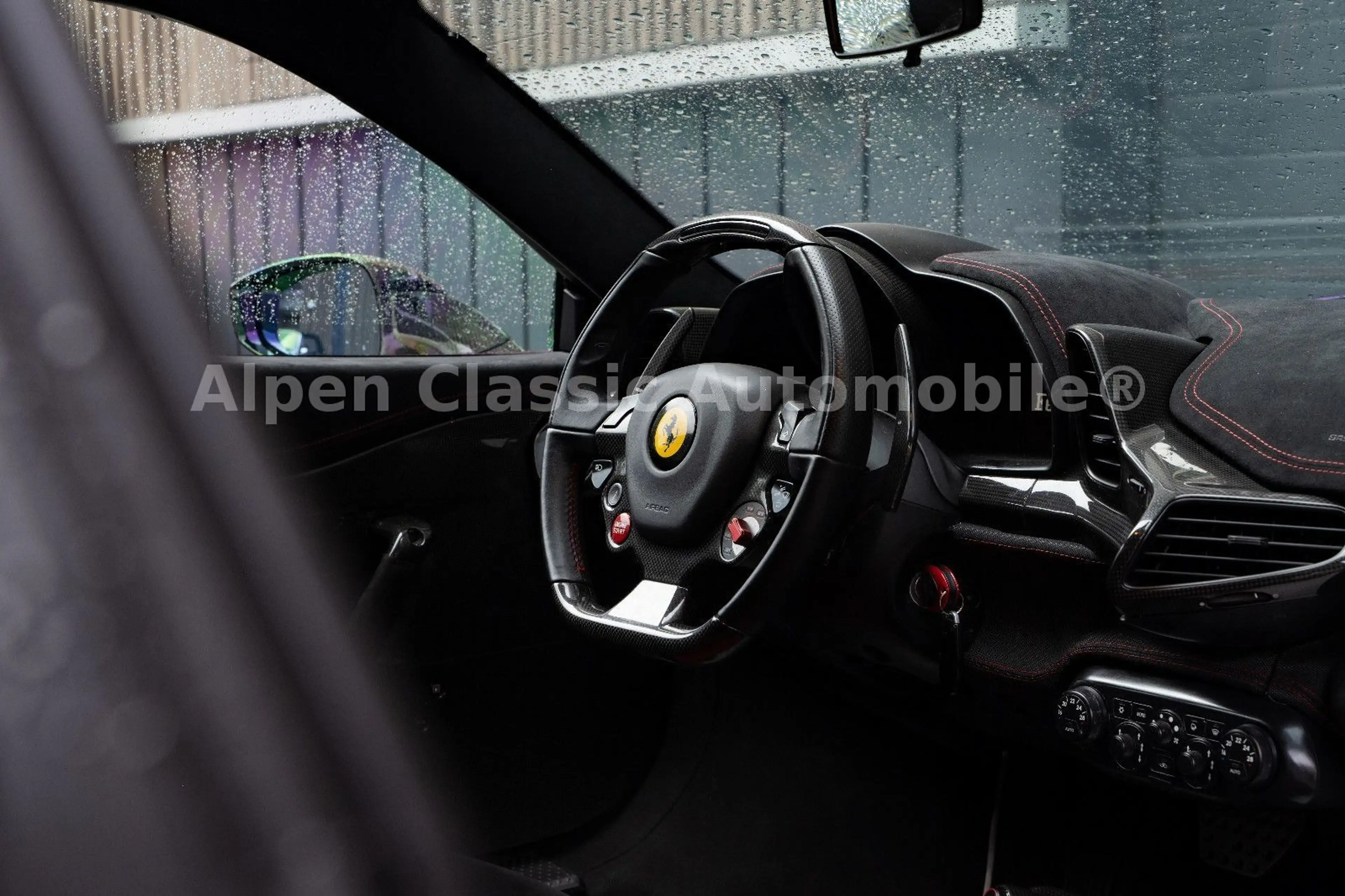 Ferrari 458 Speciale Carbon — photo 10