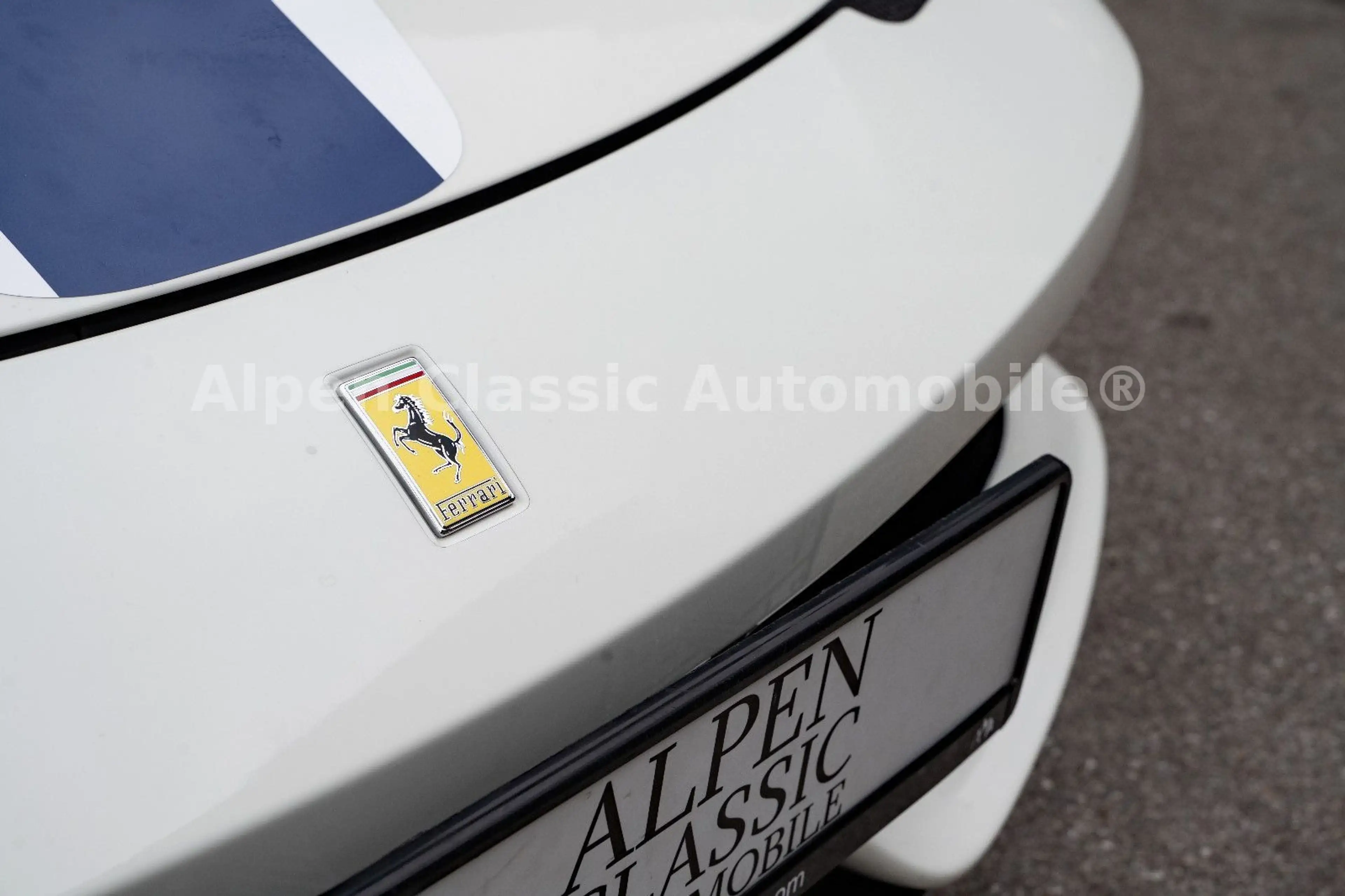 Ferrari 458 Speciale Carbon — photo 14
