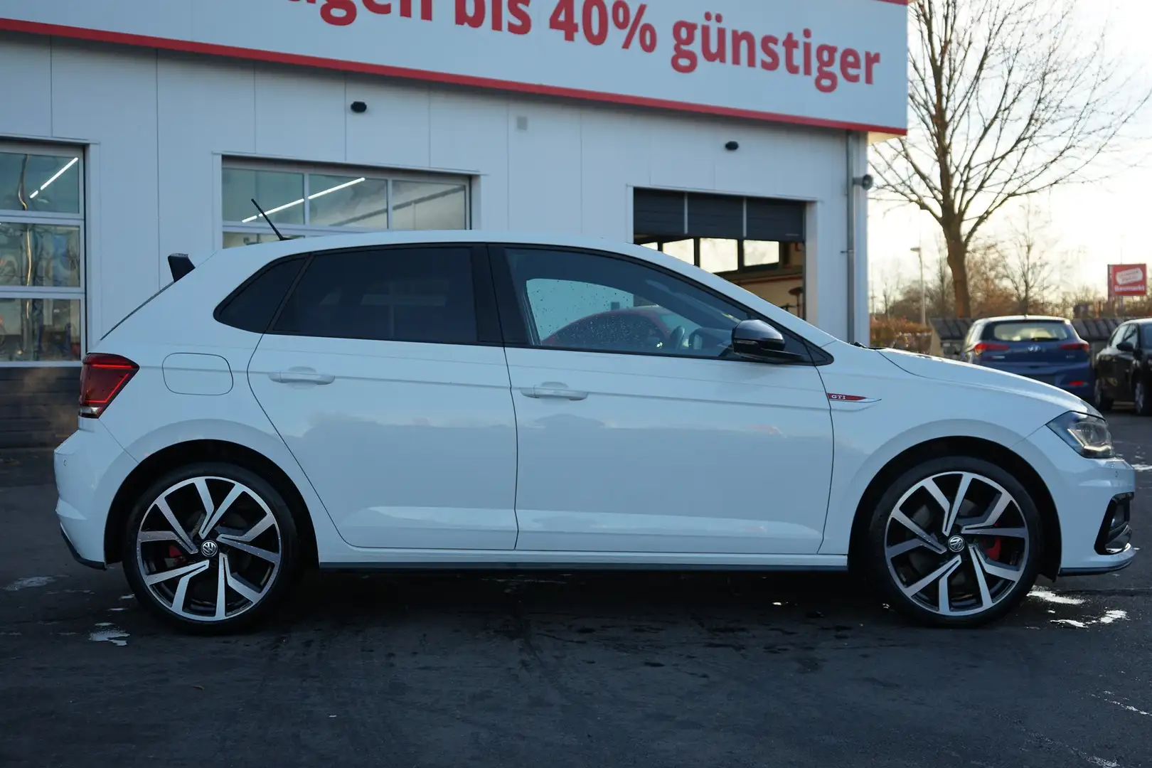Volkswagen Polo 2.0 GTI DSG LED Sitzheizung Virtual Cockpit Weiß - 2