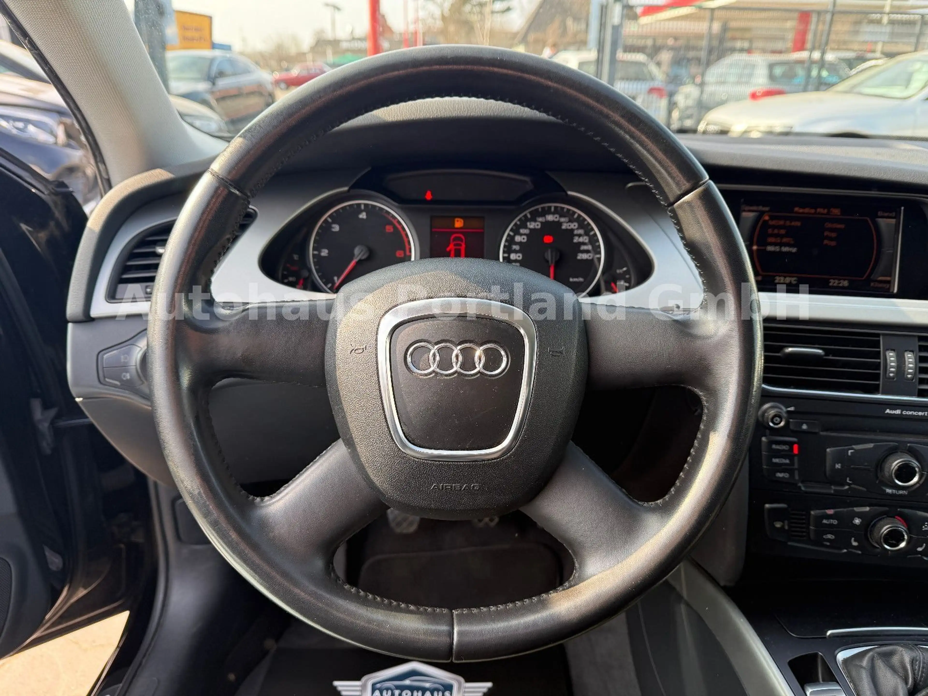 Audi A4 Avant 2.0 TDI Attraction/Kupplung NEU/HU NEU — photo 12