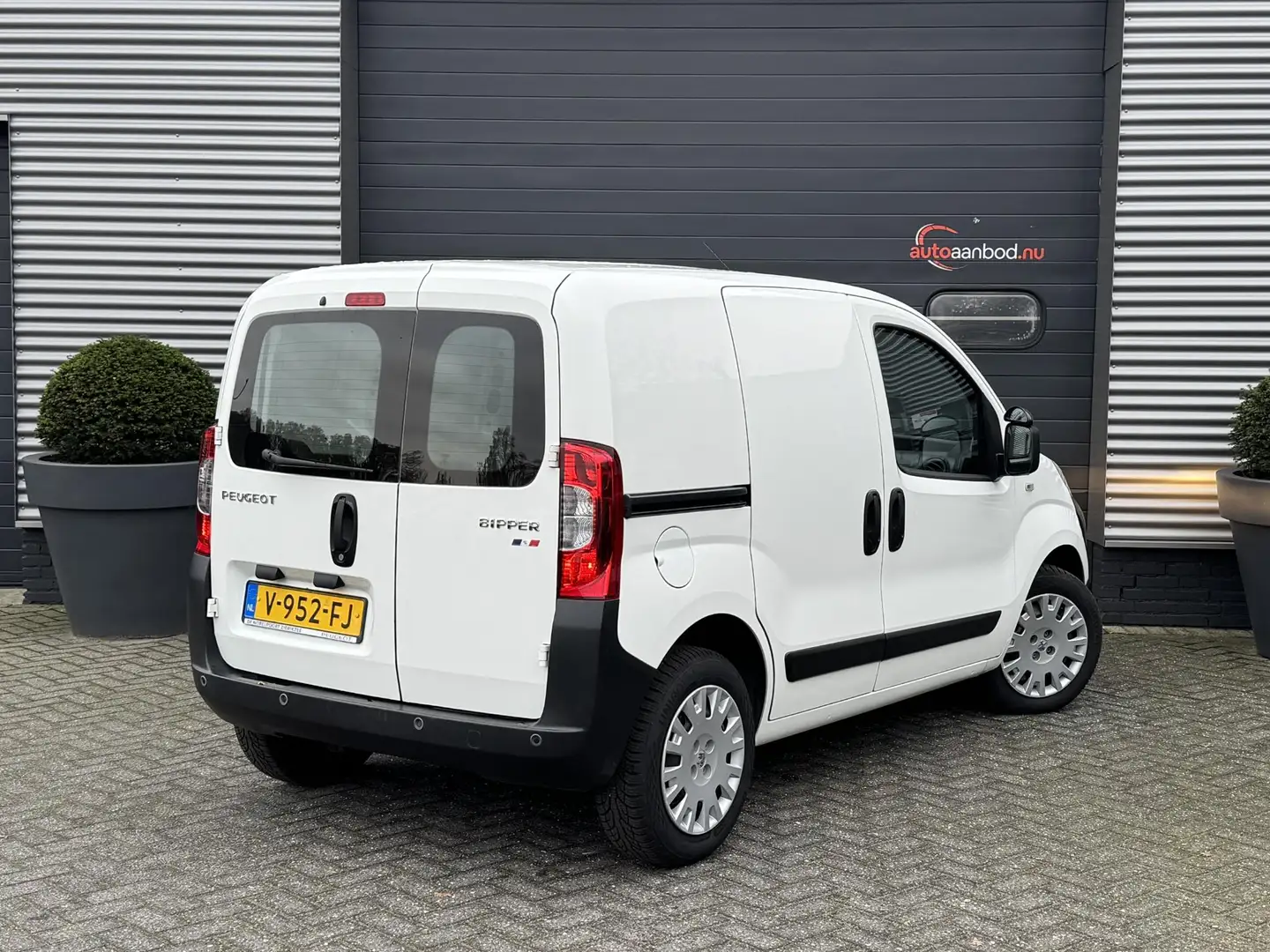 Peugeot Bipper 1.3 BlueHDi XT Profit + | Airco | Parkeersensoren - 2