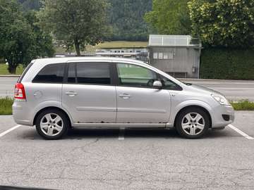Edition / 7 Sitzer / Klima / Benzin / 120.000km