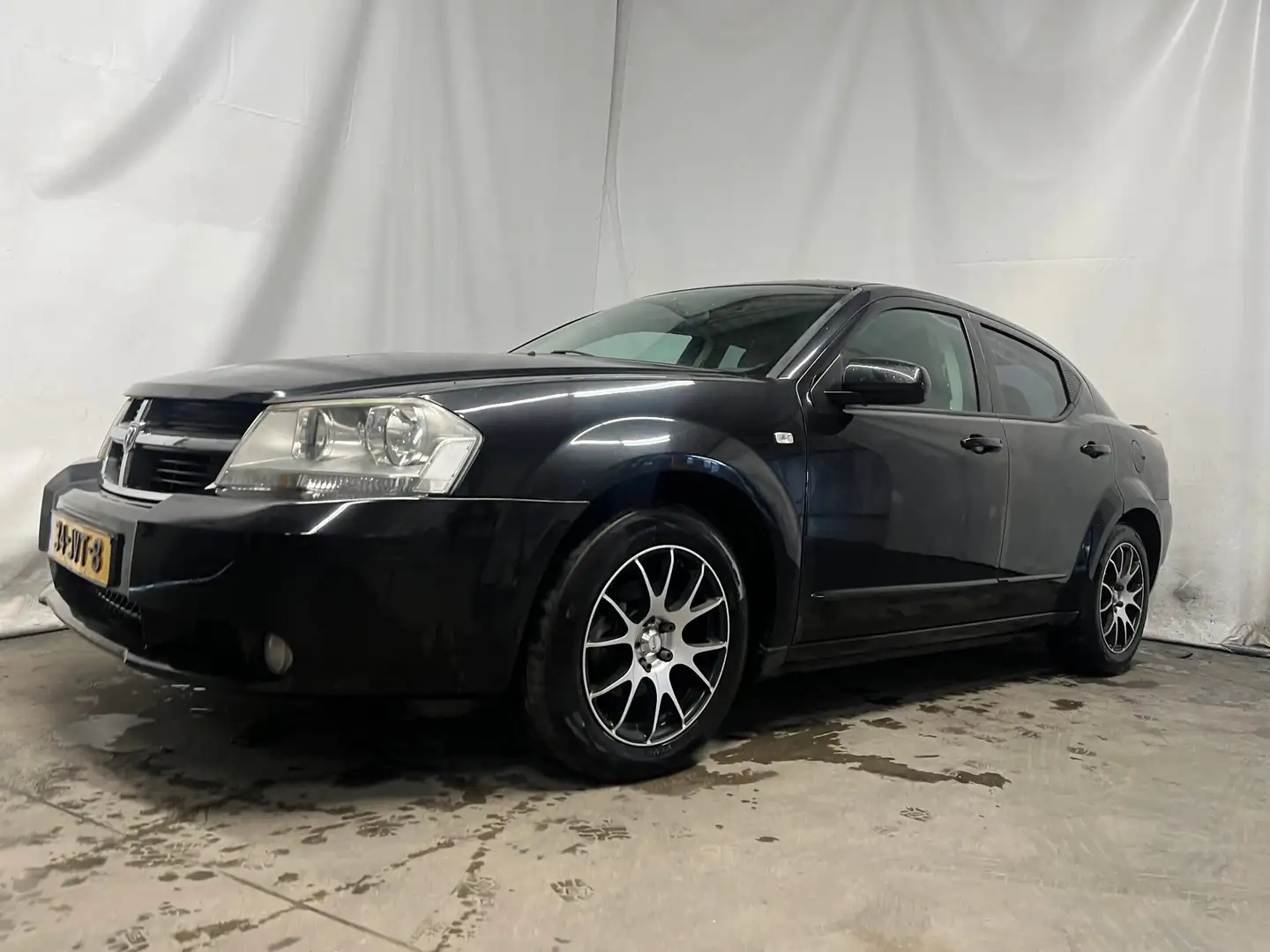 Dodge Avenger 2.0 SE - Motor Schade Schwarz - 2