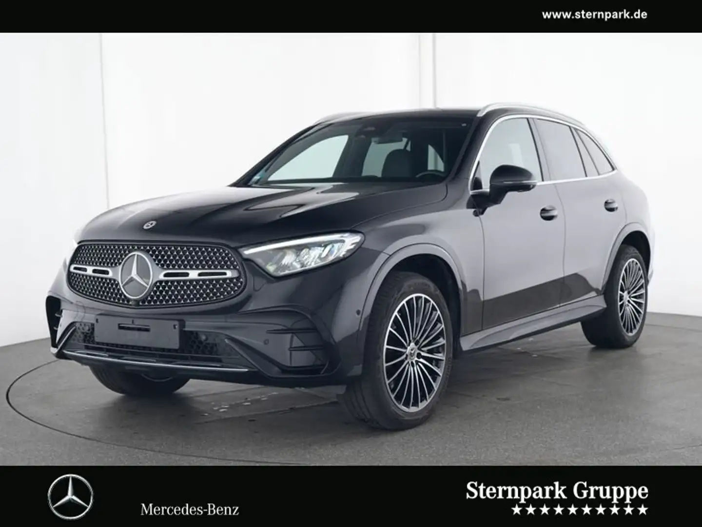 Mercedes-Benz GLC 300 GLC 300 d 4M AMG Standh*Pano*AHK*Dist*360*Winter Schwarz - 1
