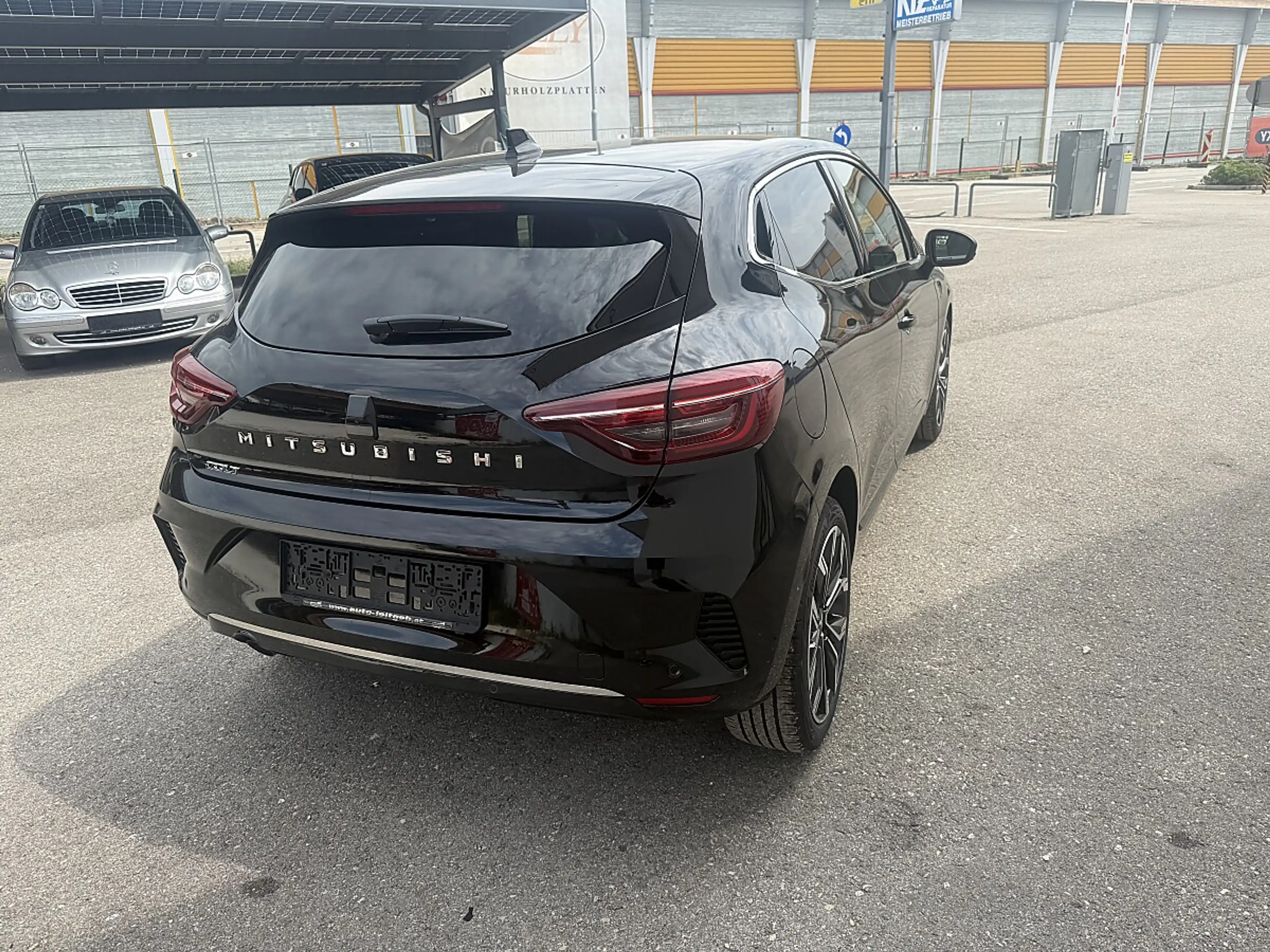 Mitsubishi Colt 1,0 MPI-T Intense — photo 3
