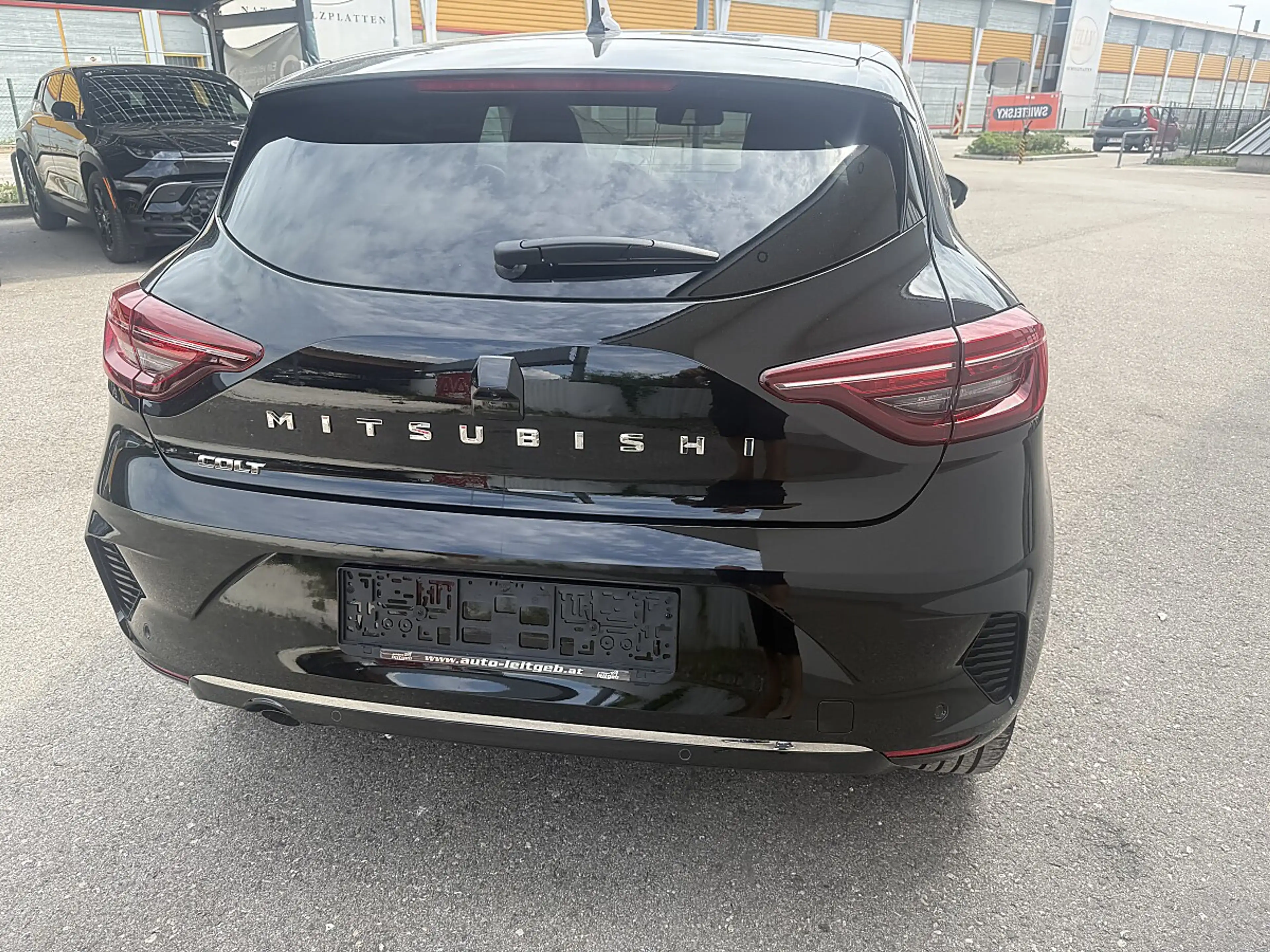 Mitsubishi Colt 1,0 MPI-T Intense — photo 4