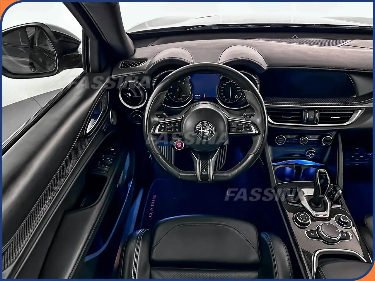 Alfa Romeo Stelvio 2022 — фото 11