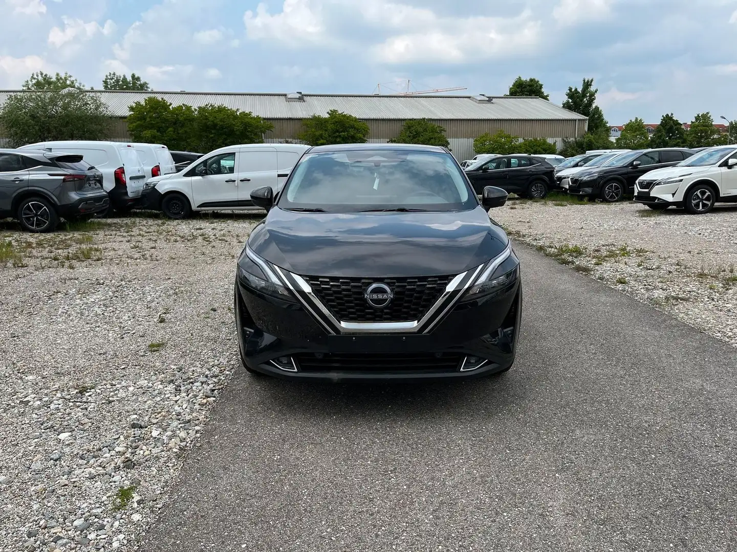 Nissan Qashqai 1.3 DIG-T - N-Connecta Winter Negro - 1