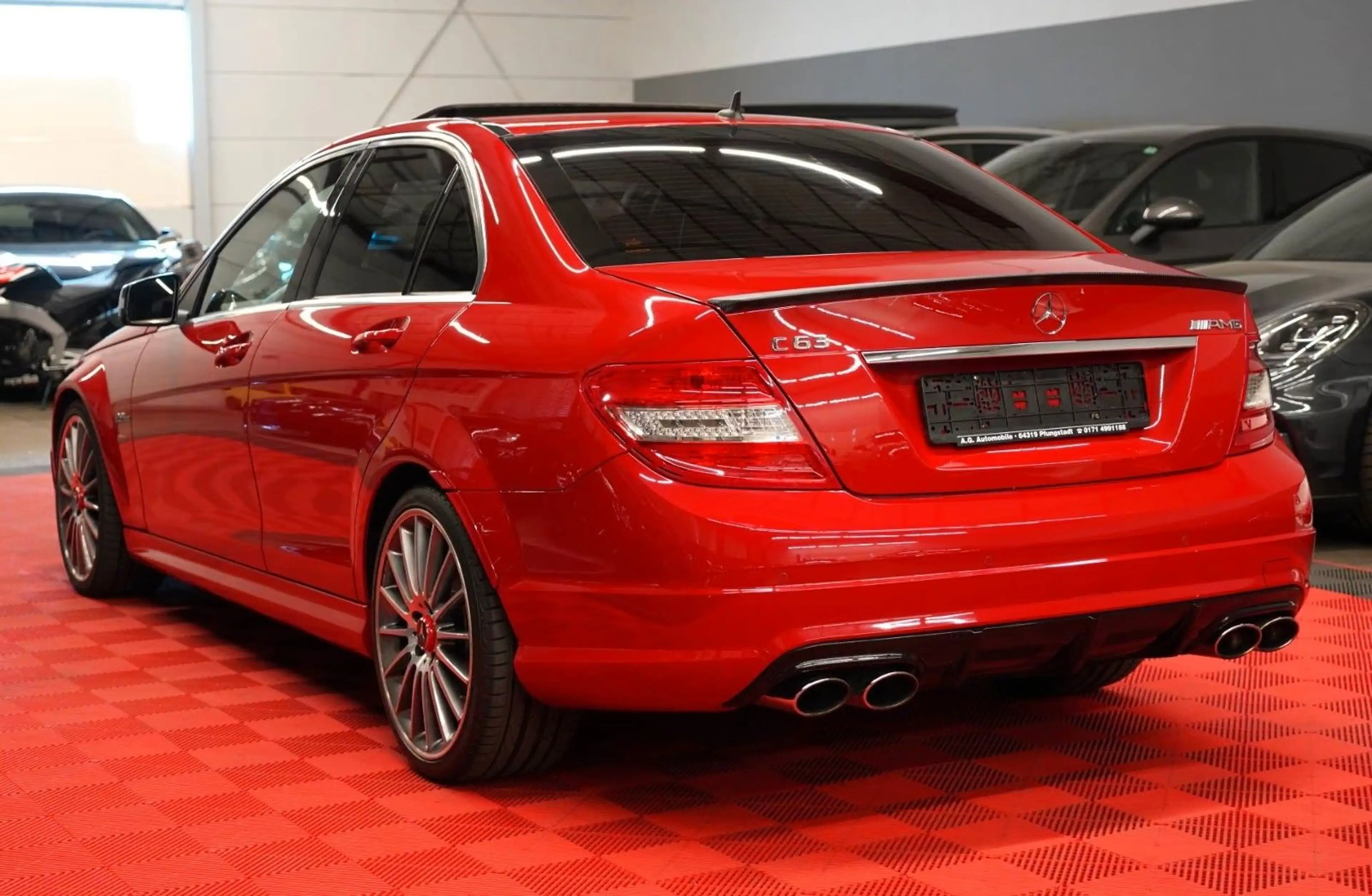 Mercedes-Benz C 63 AMG *Performance Package*Unfallfrei* — photo 12