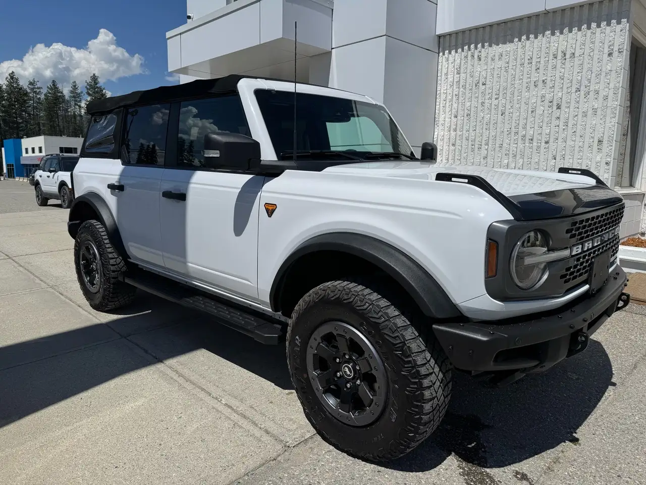 Ford Bronco снимка Ford Bronco