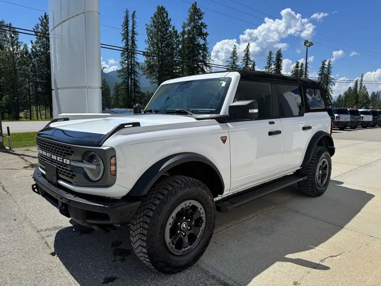 Ford Bronco снимка Ford Bronco
