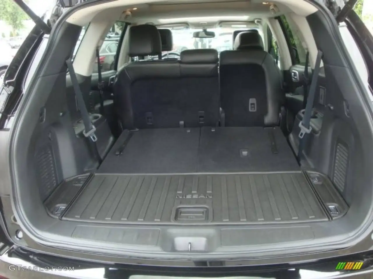 Nissan Pathfinder fotografie Nissan Pathfinder