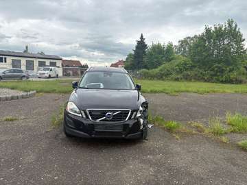 XC60 Summum 2WD * TOTALSCHADEN