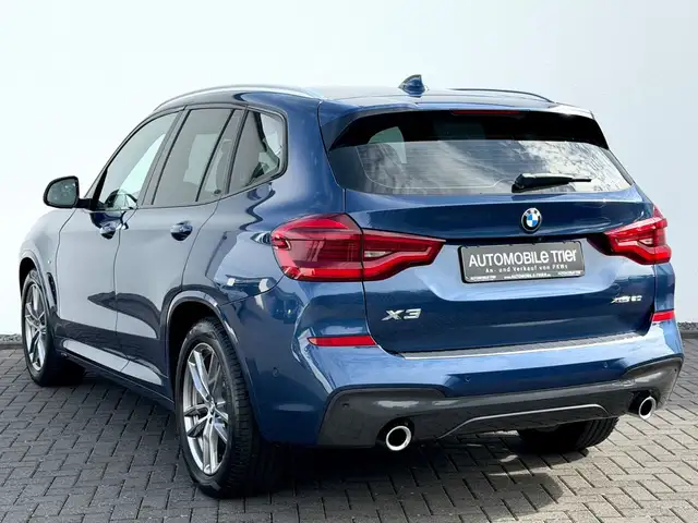 BMW X3 view 7