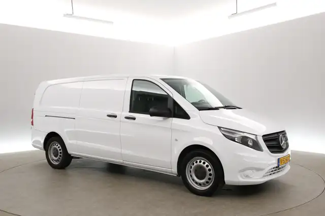 Mercedes-Benz Vito view 6