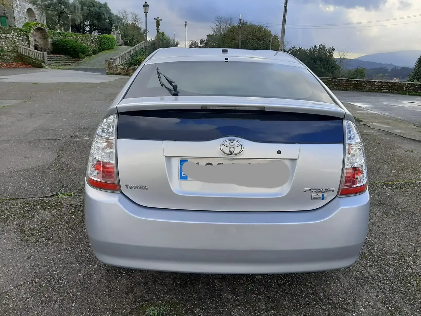 Toyota Prius 1.5 16v VVT-i HSD Sol - 1